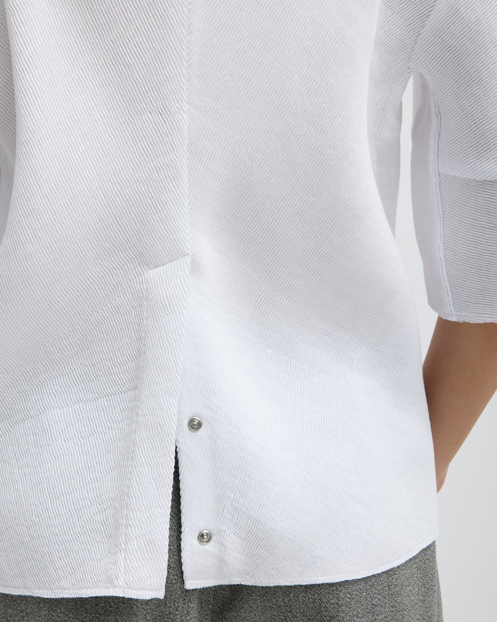 Hinge Short Sleeve