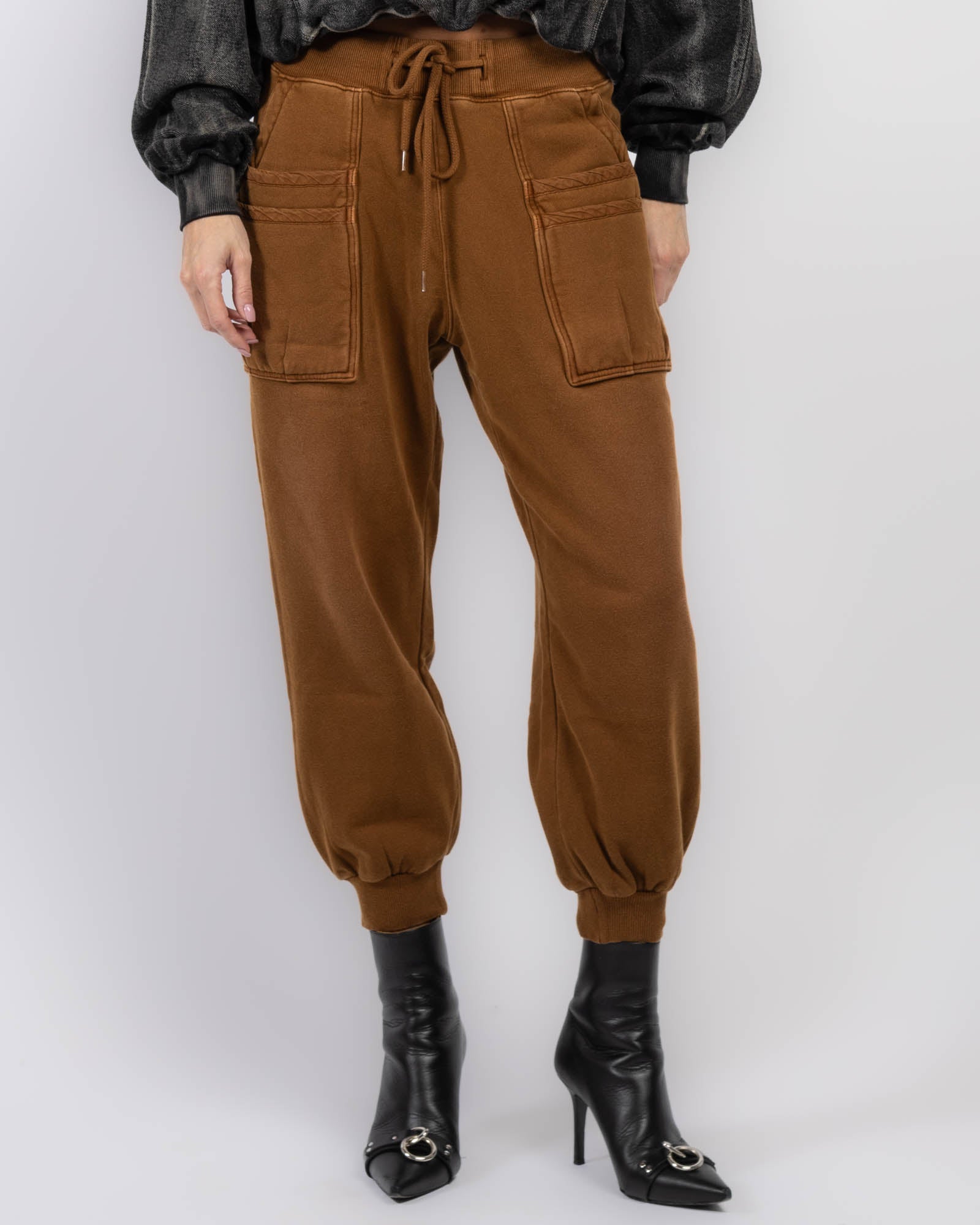 Layer Pocket Sweatpants