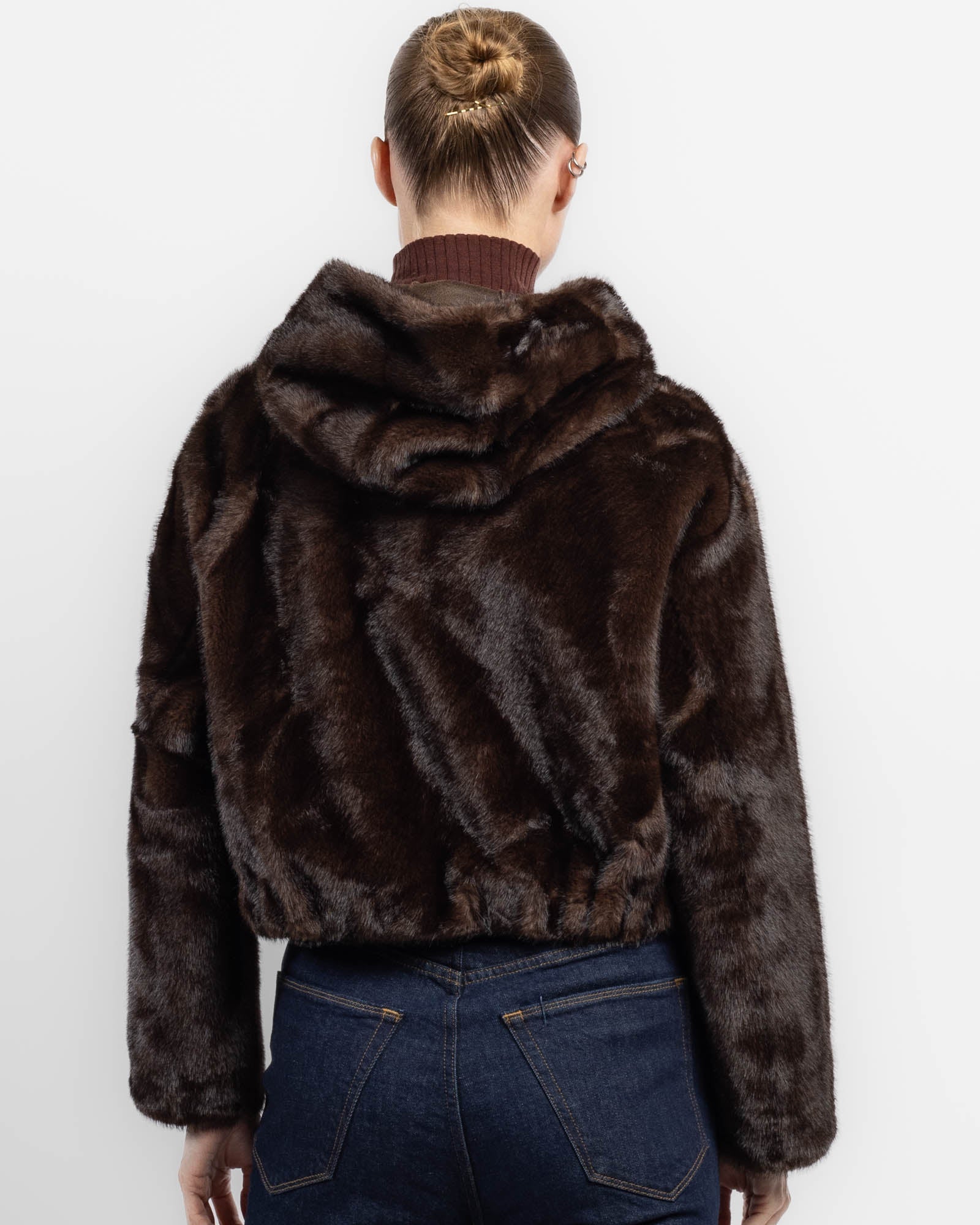 Manteau en fausse fourrure