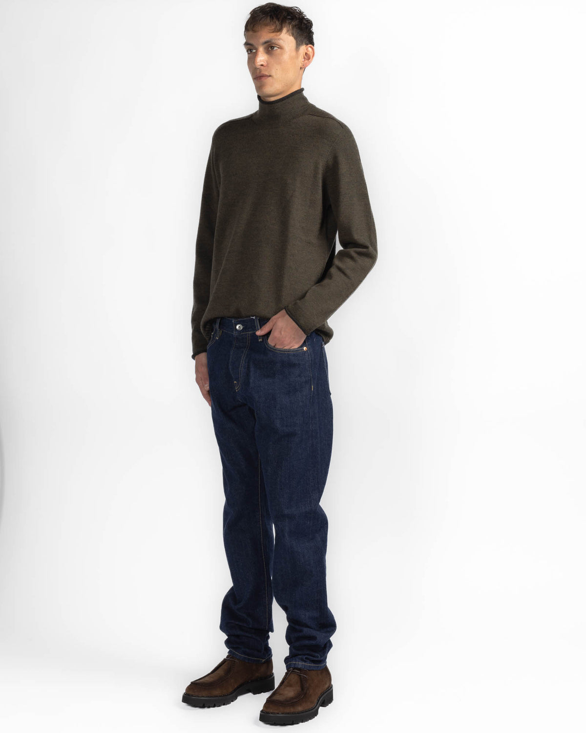 M5 Tapered Jean