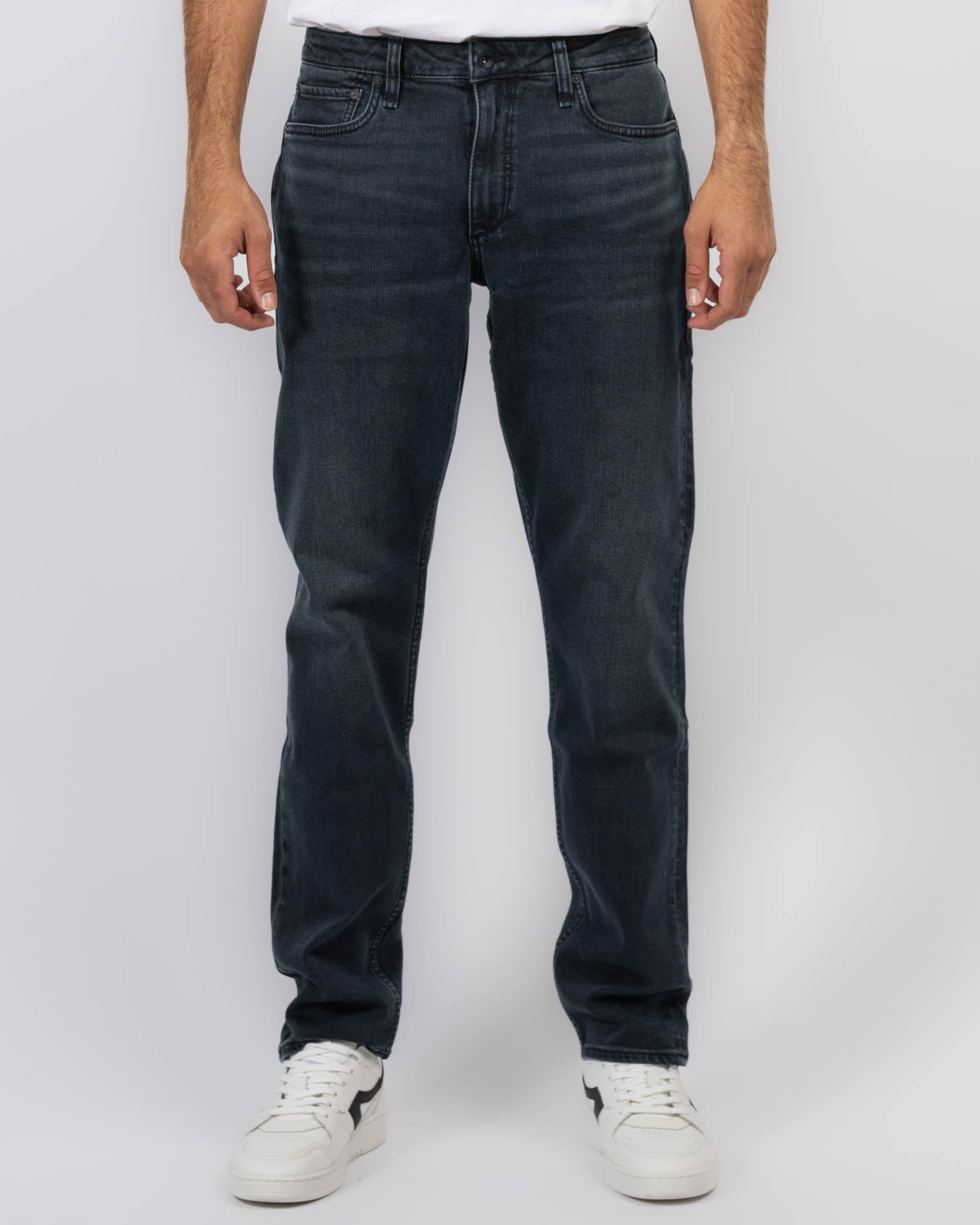 Fit 3 Authentic Jeans