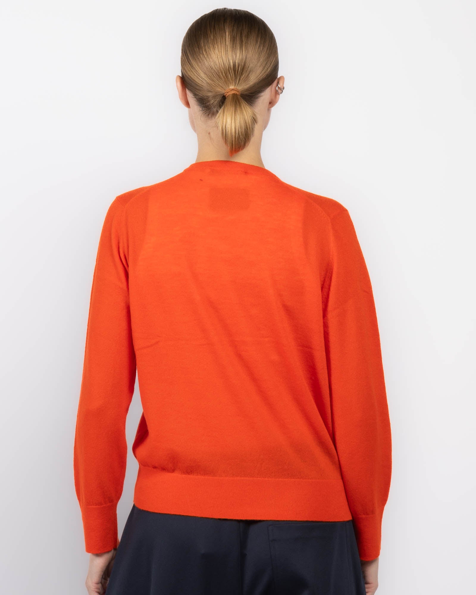 Skinline V-Neck Sweater