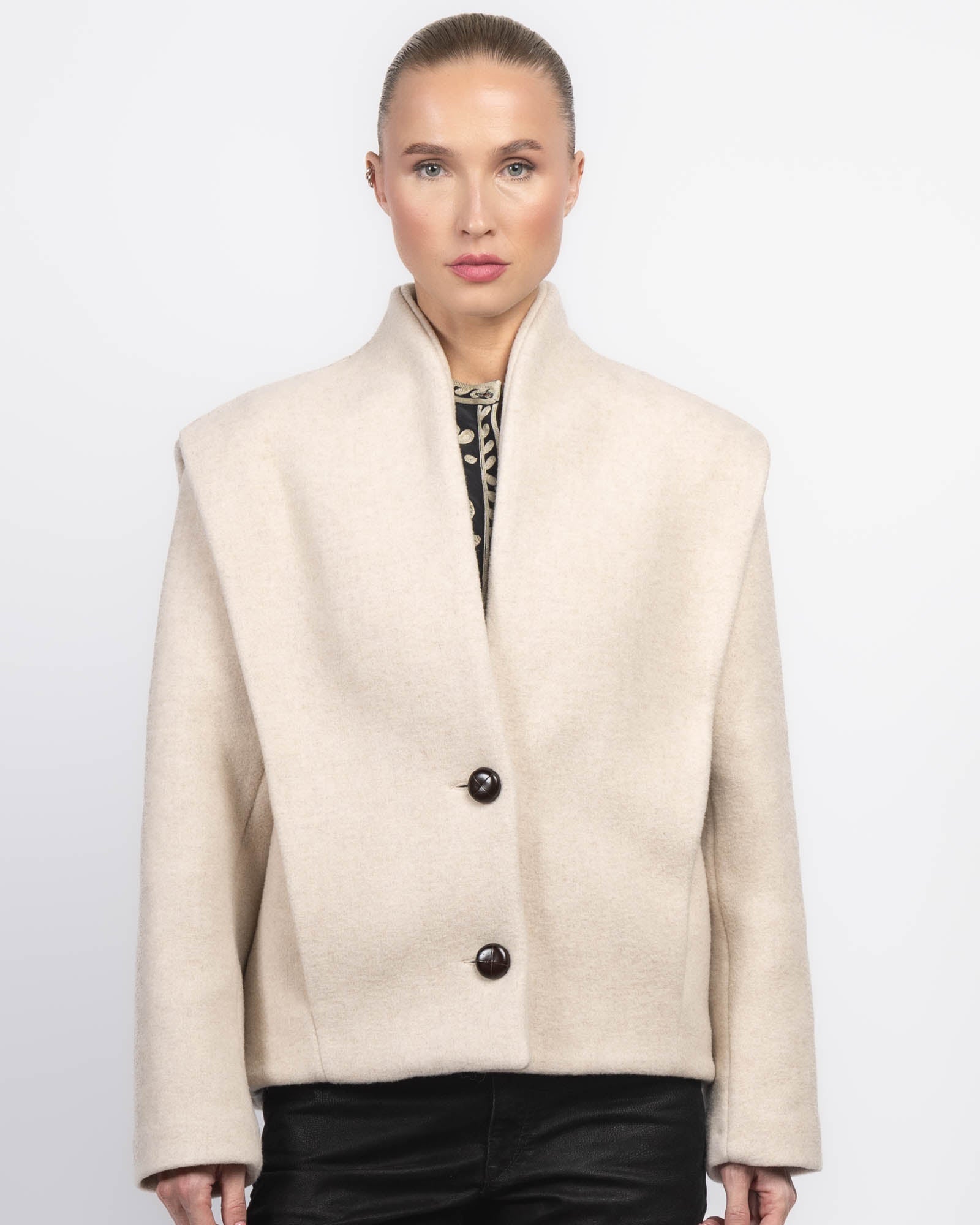 Dyogo Coat