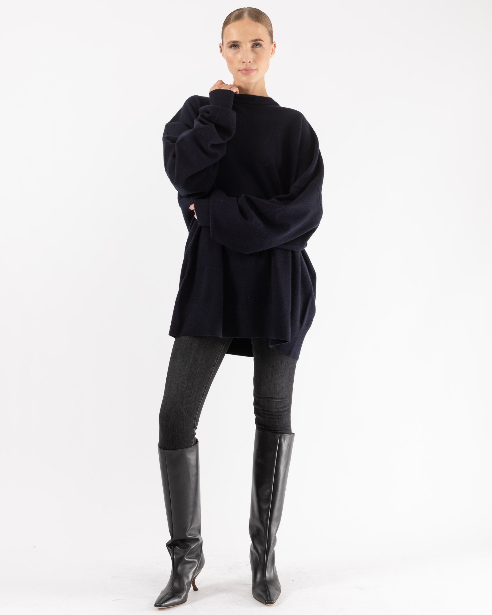 Juna Sweater