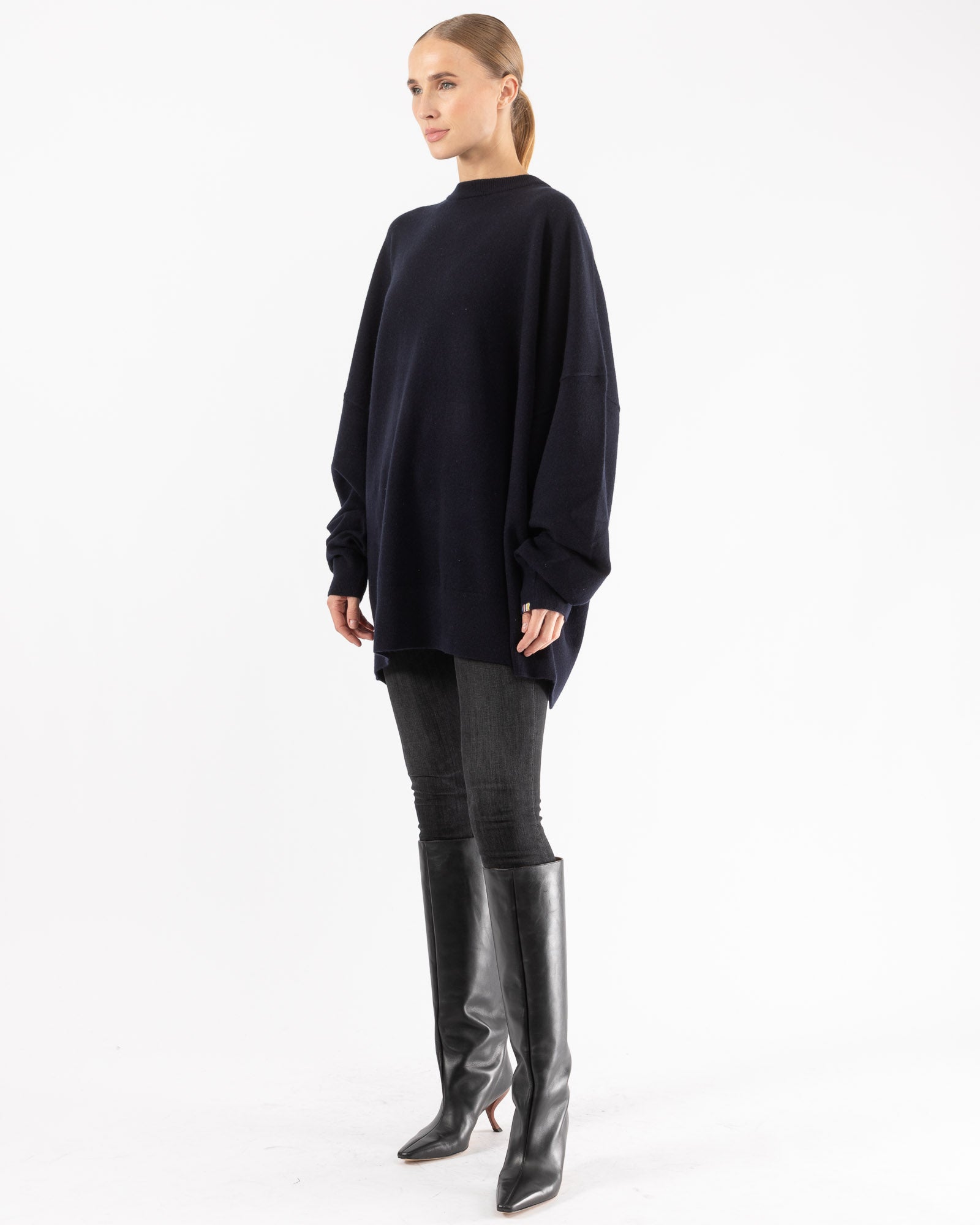 Juna Sweater