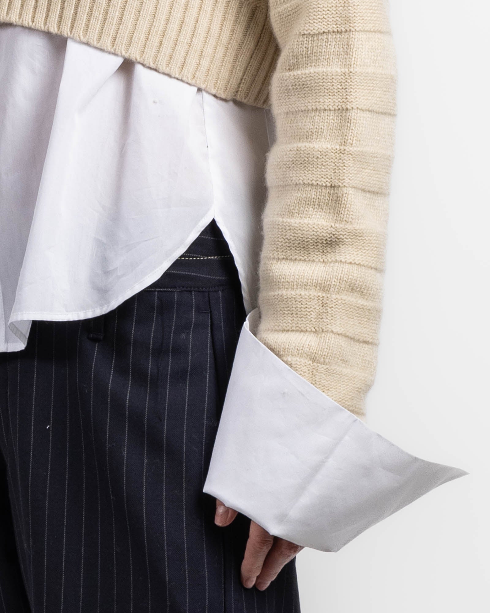 Ribbed Short Pull Sweater