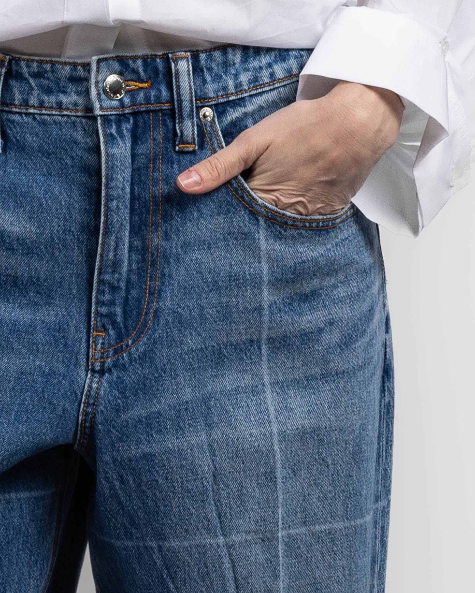 Straight Fold Line Jeans