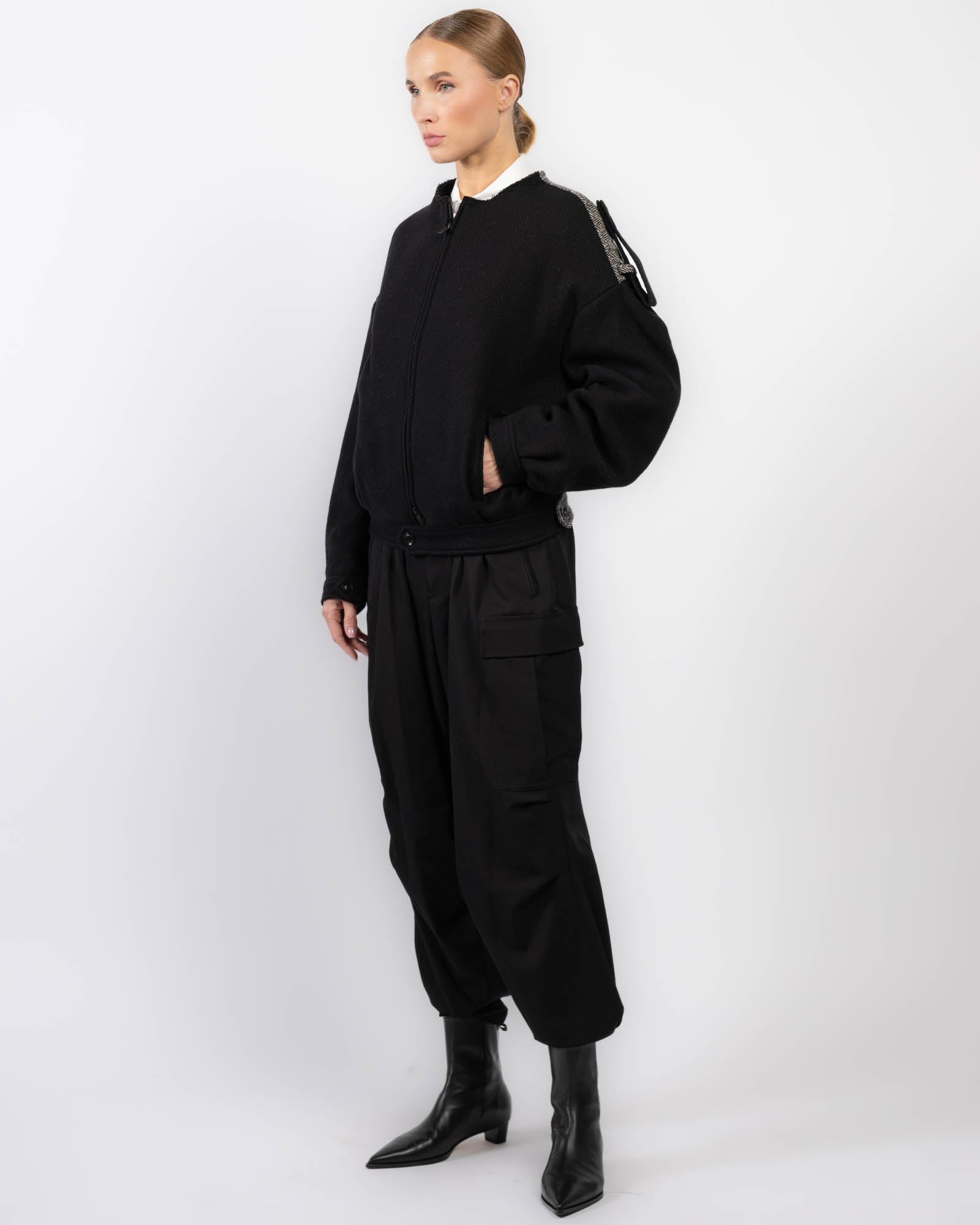 U-Collarless Blouson Jacket