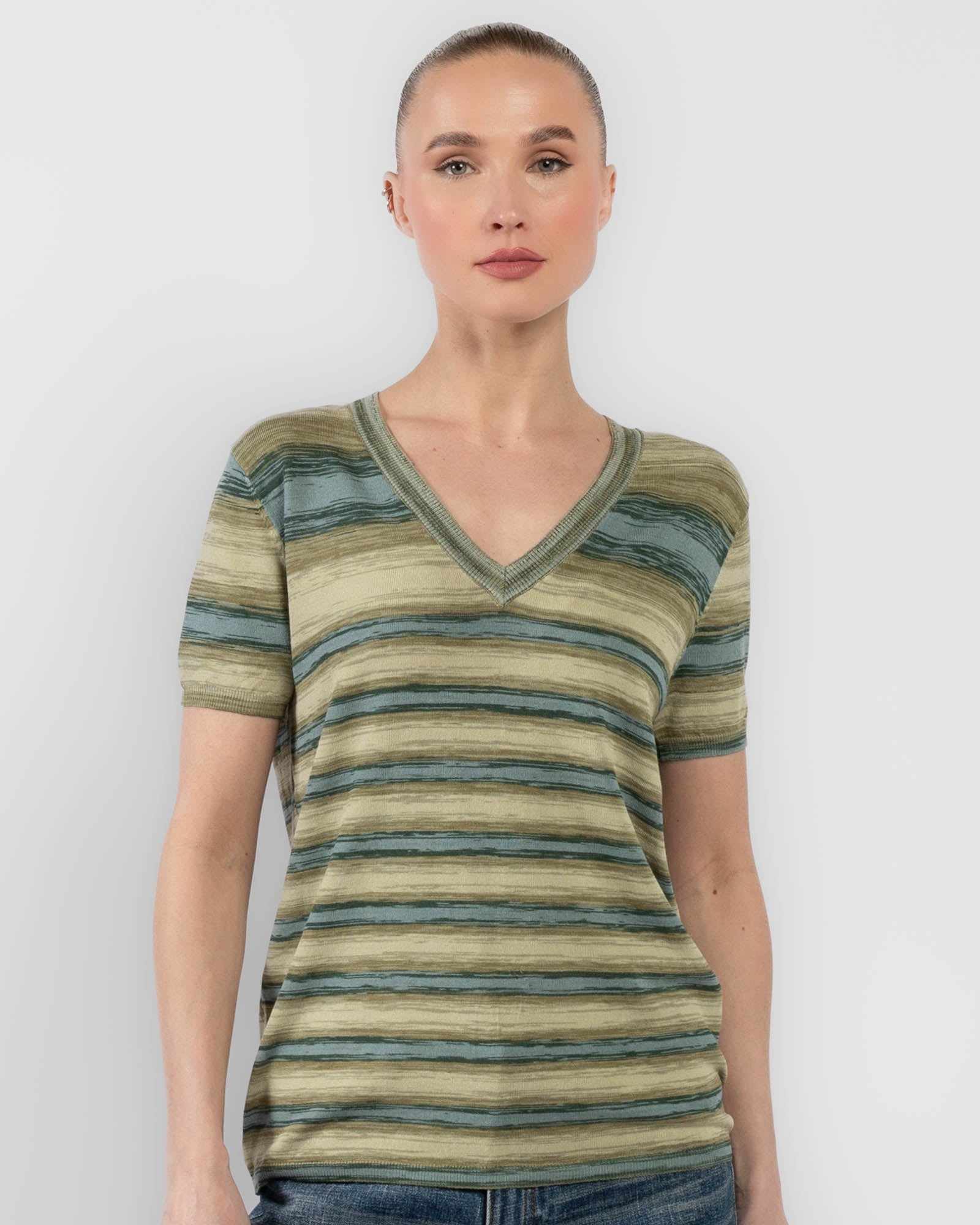 Begira V-Neck Knit