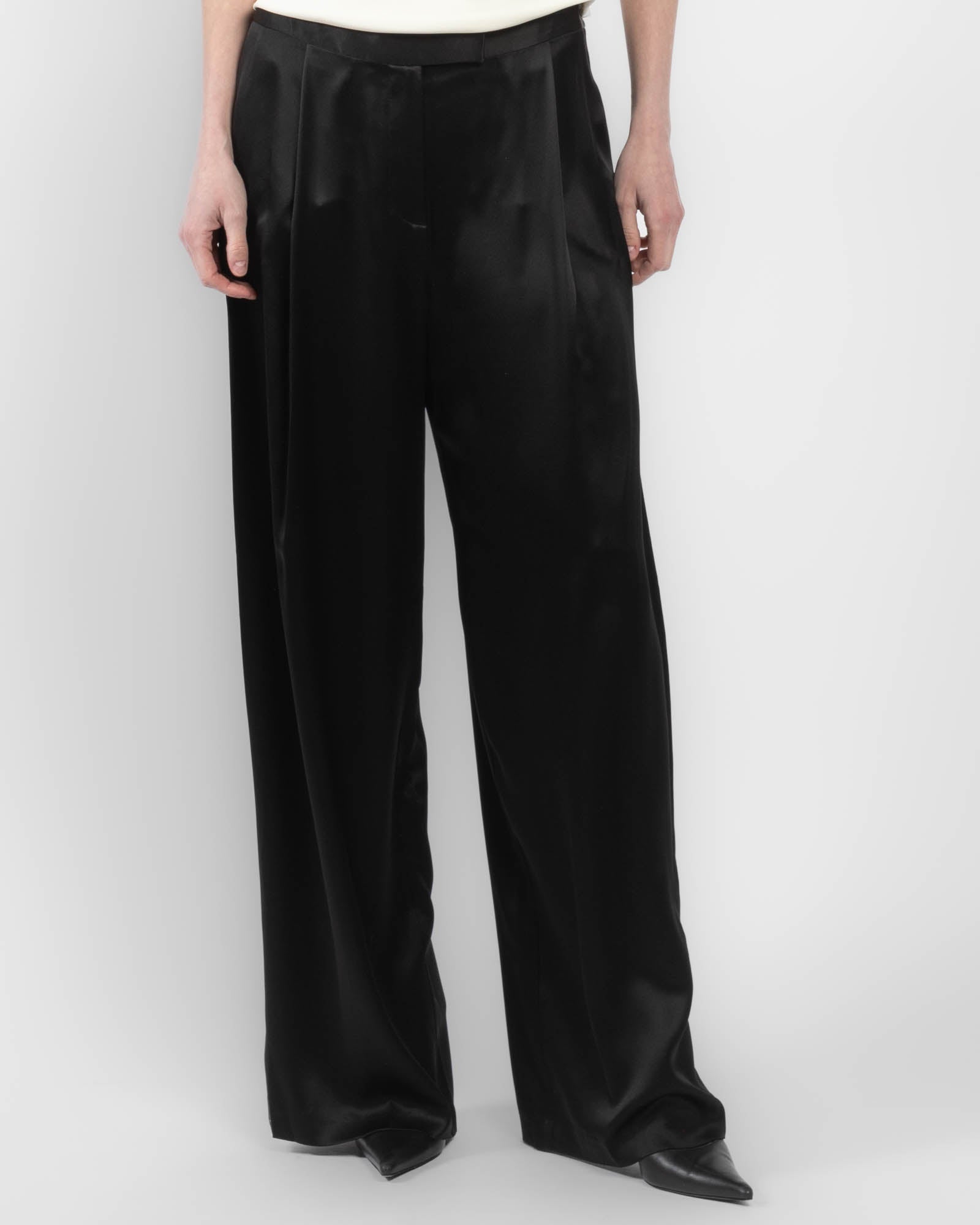 Relaxed Trousers