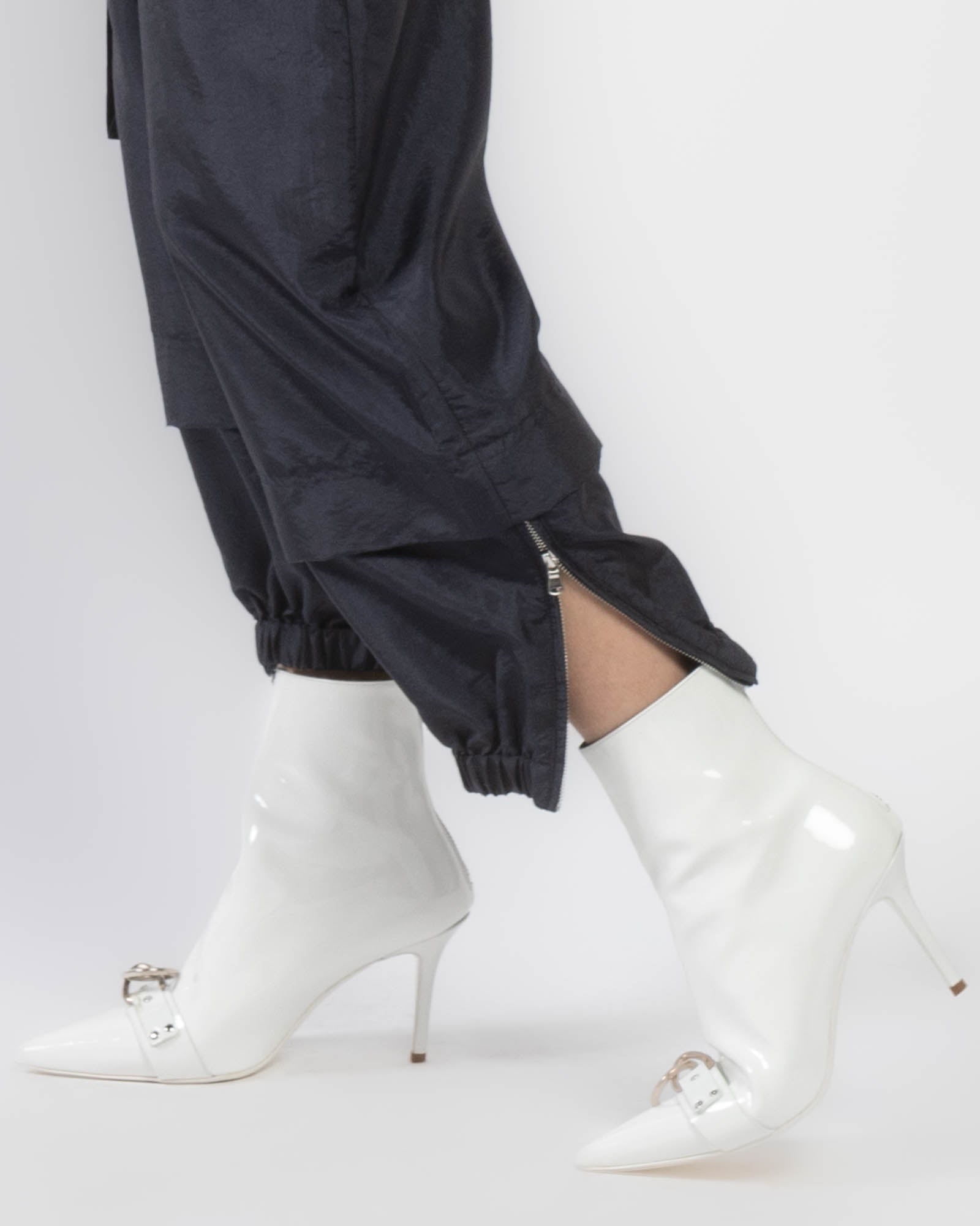 Crispy Nylon Wilt Joggers