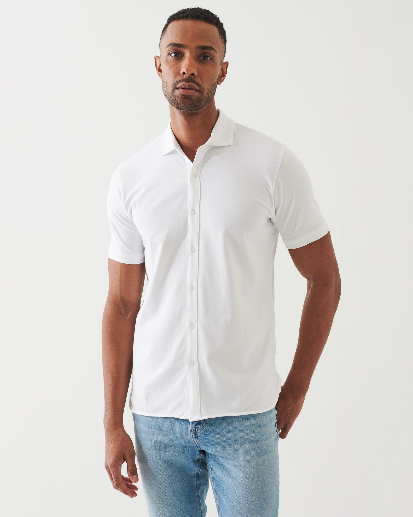 Chemise boutonnée sur le devant
