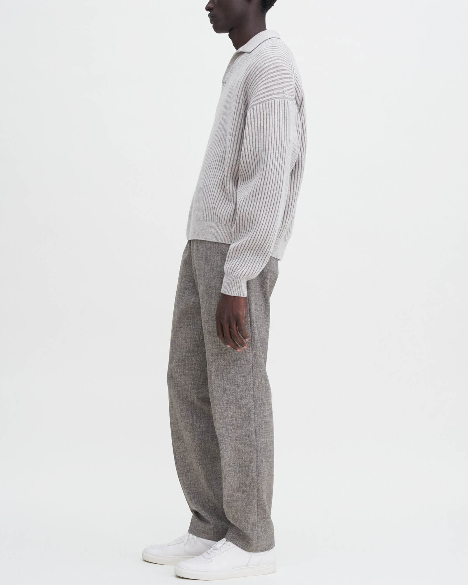 Pantalon coupe décontractée