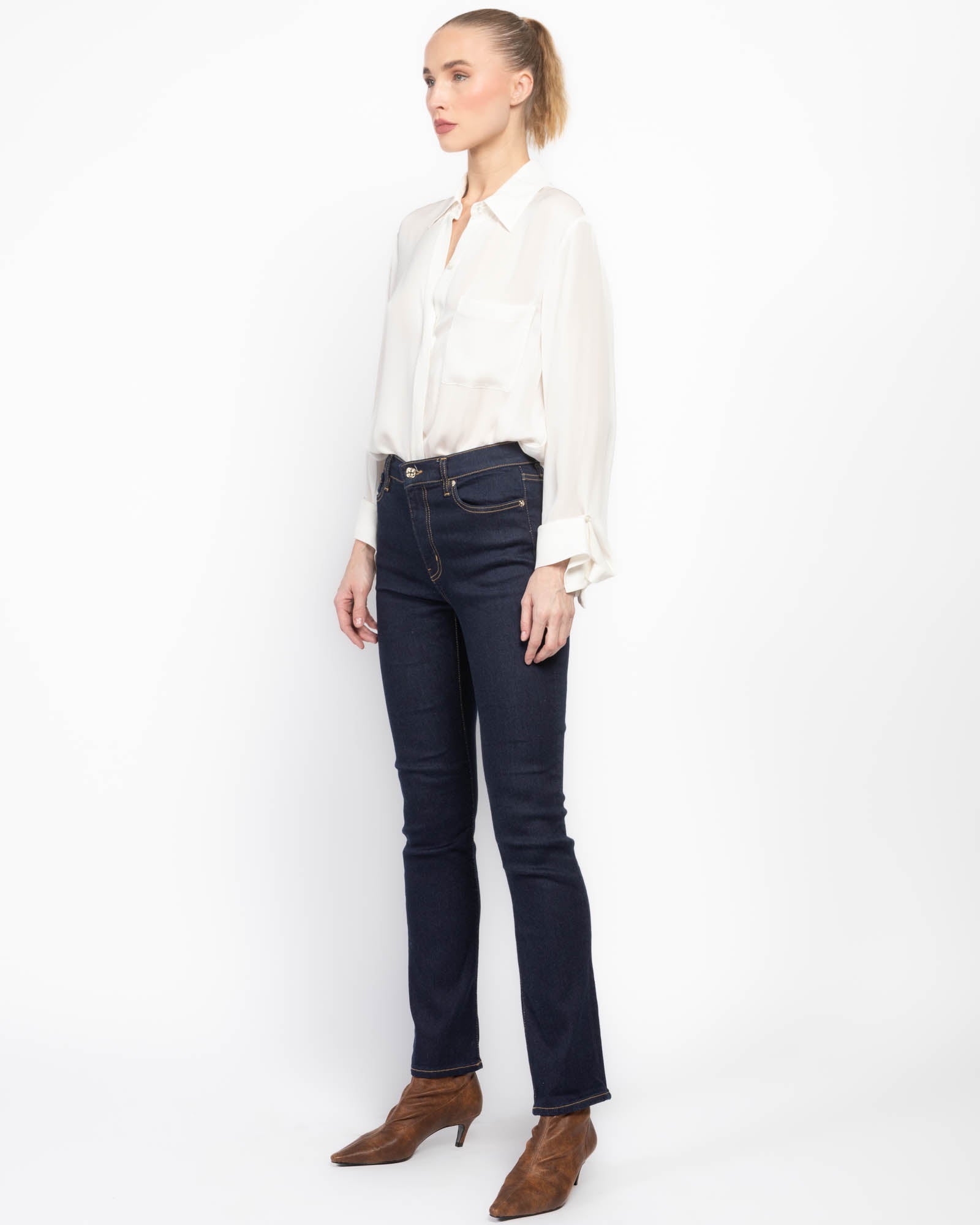 Le High Waisted Straight Jeans