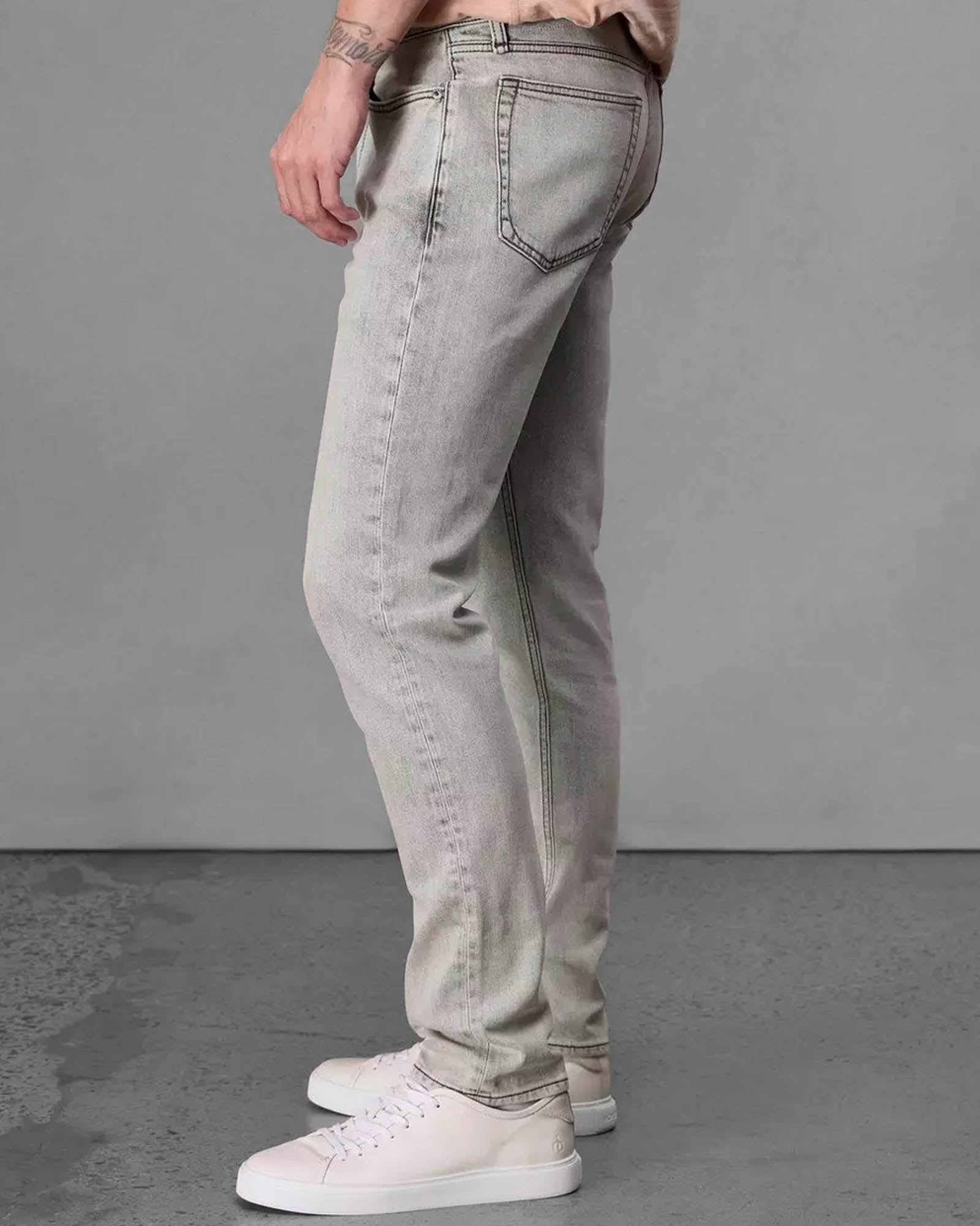 Fit 2 Authentic Jeans