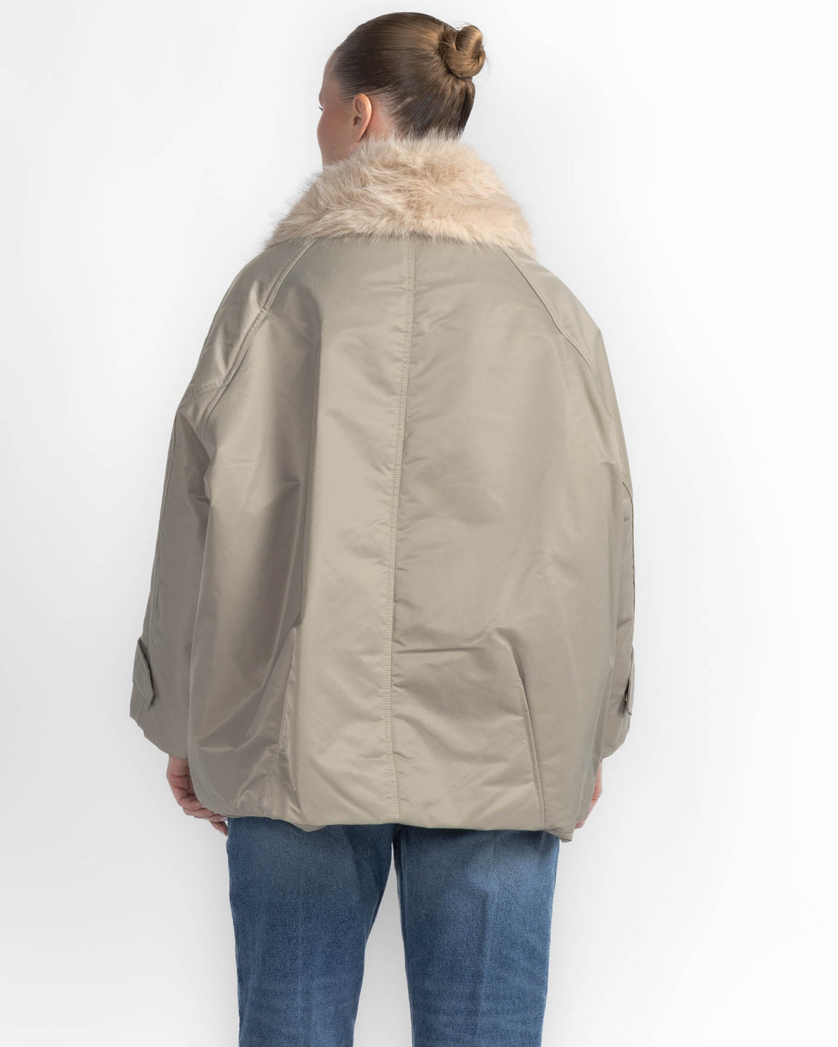 U-Bench Mid Jacket