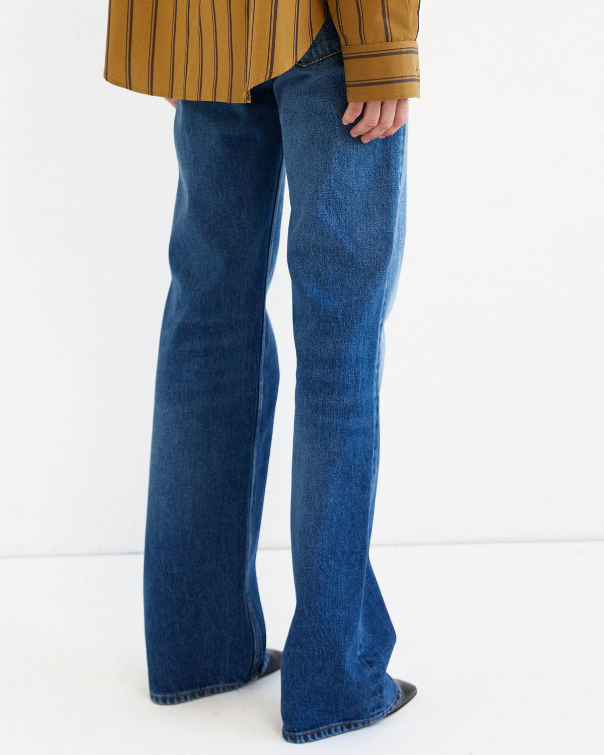 The Chic Straight
