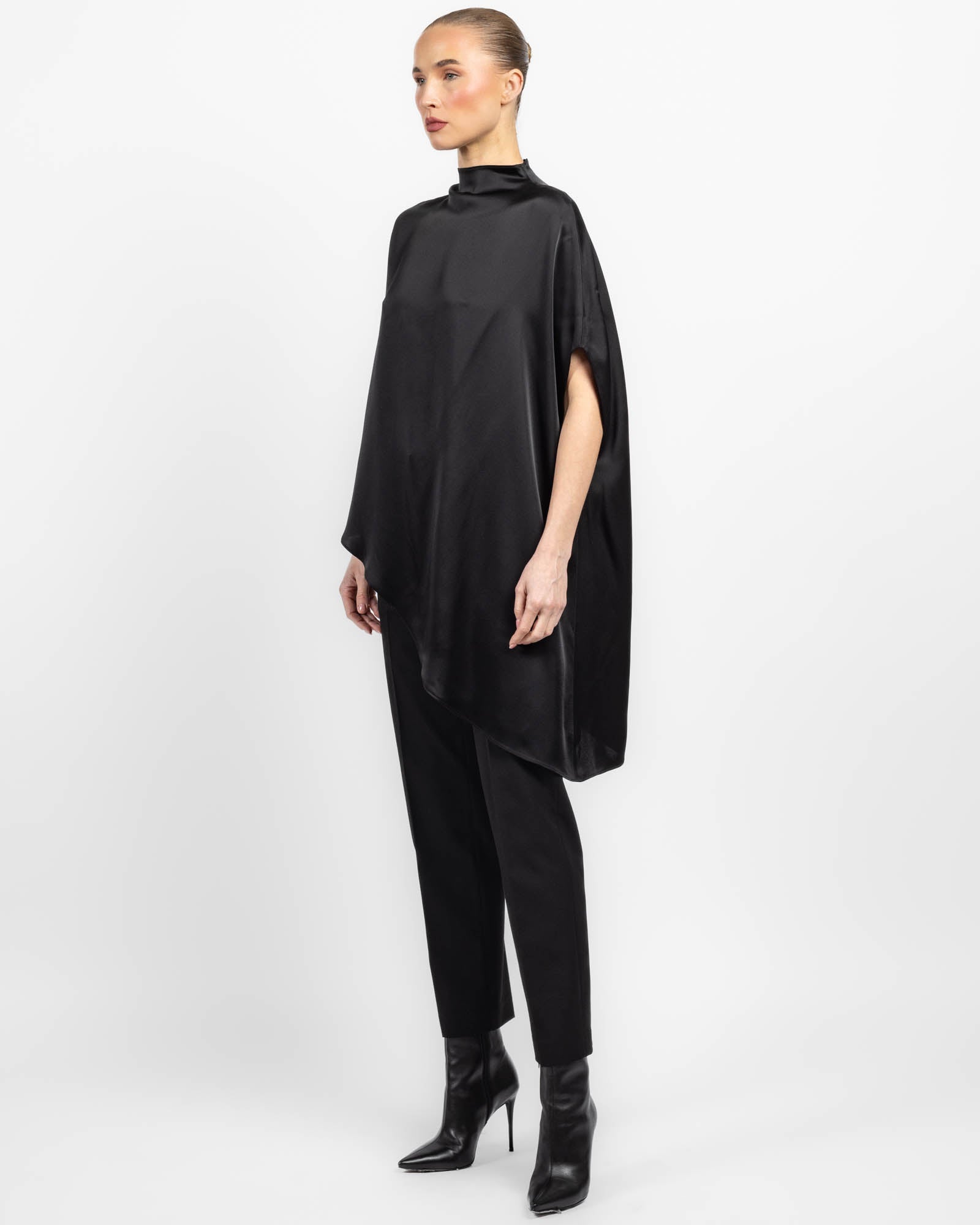 Asymmetric Cape Top