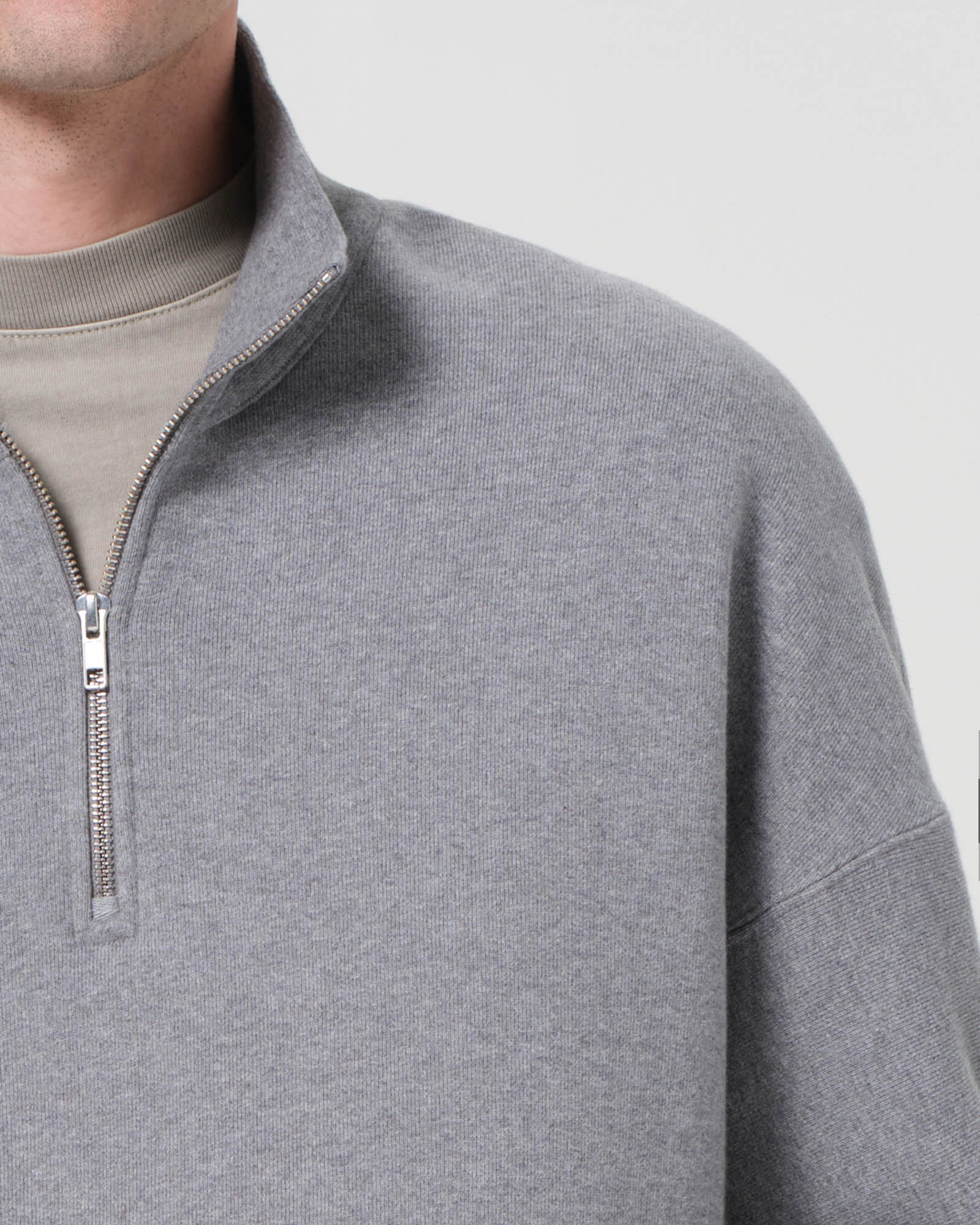 Idris Quarter Zip Sweatshirt