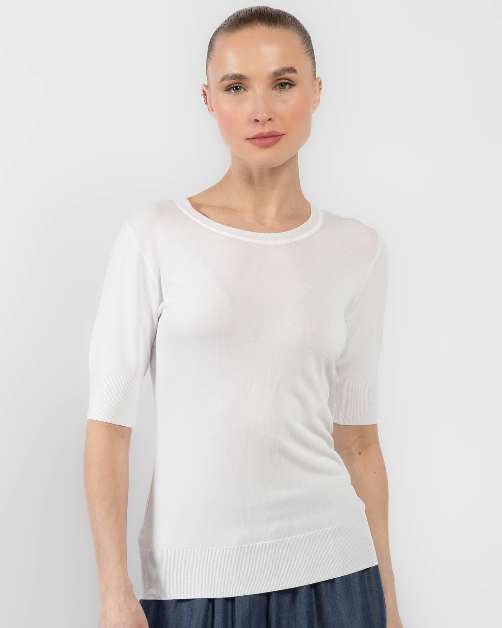 Beged Short Sleeve Top