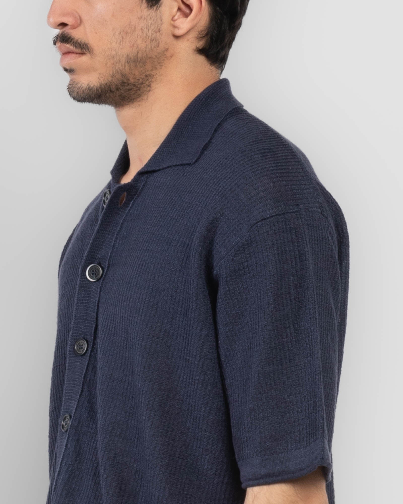 Chemise courte en tricot