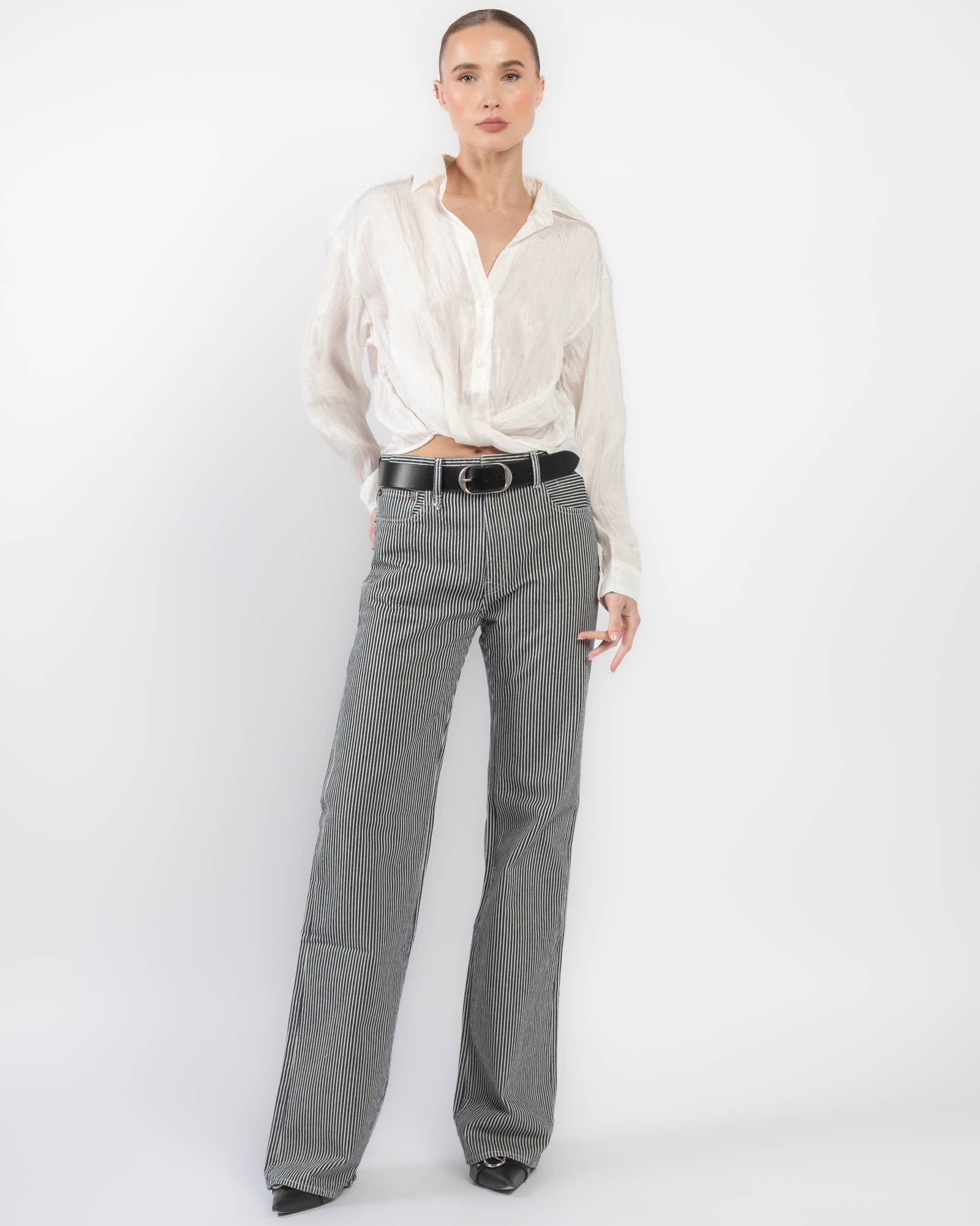 Chemise à devant torsadé