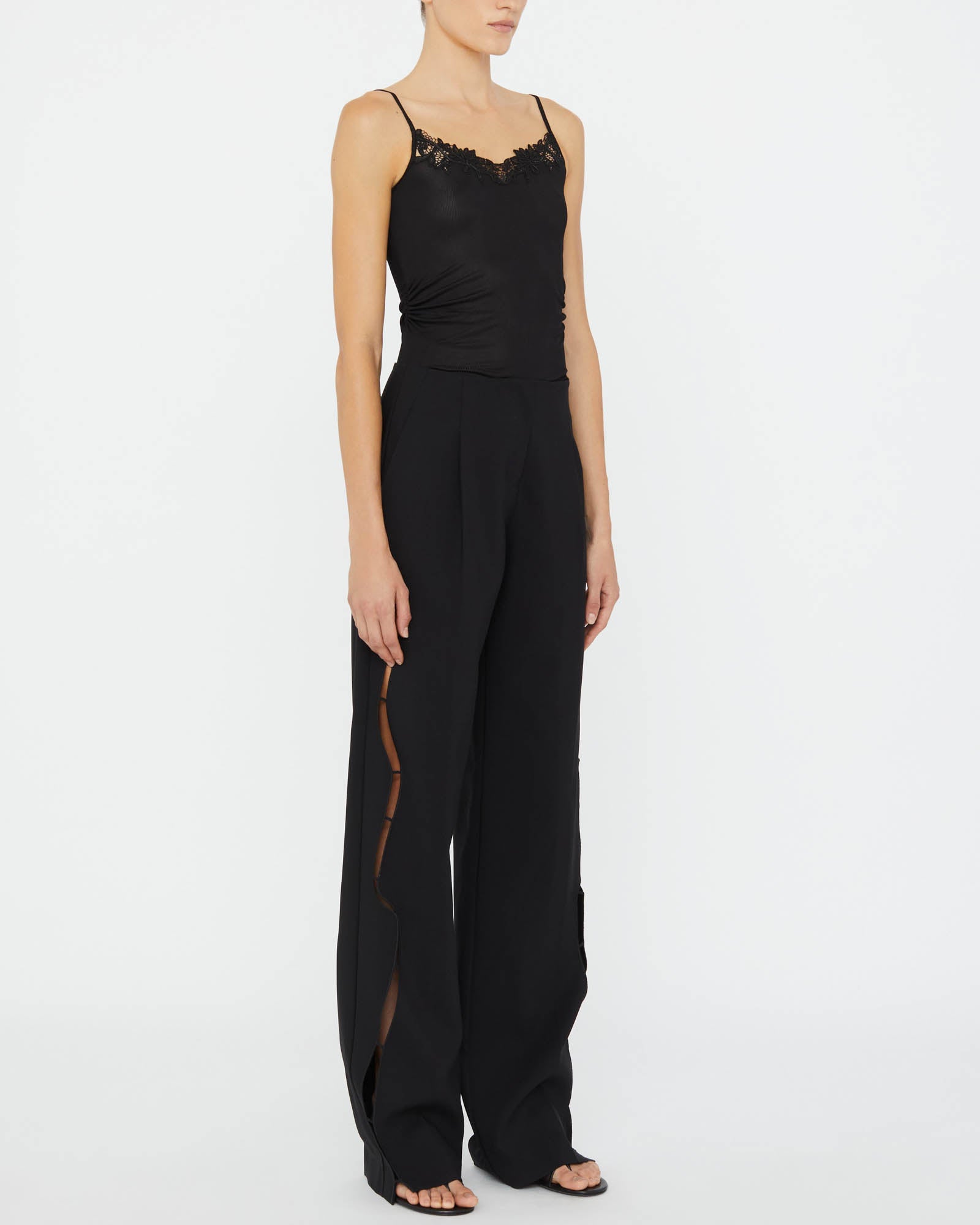 Pantalon mordu