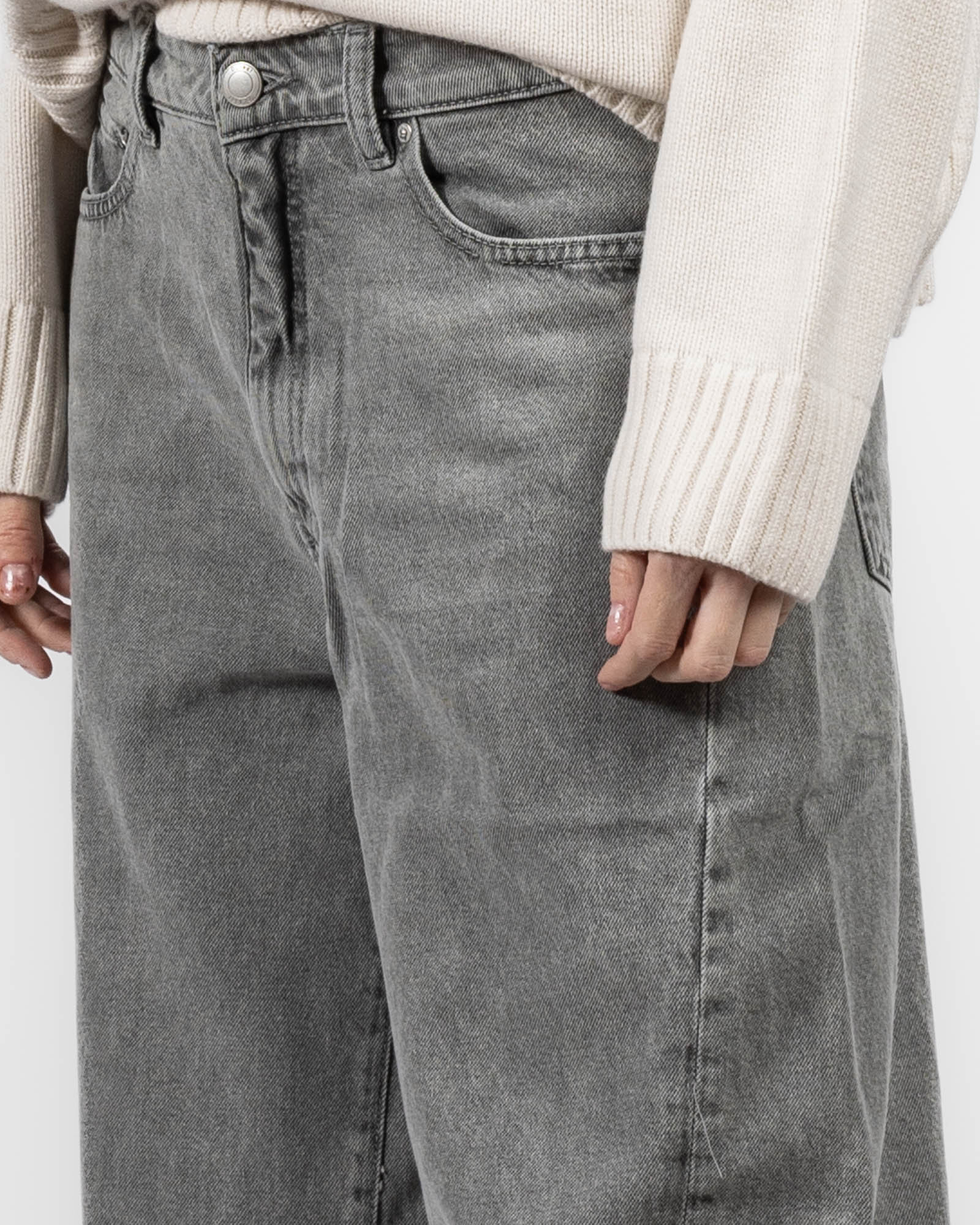 Miro Barrel Jeans