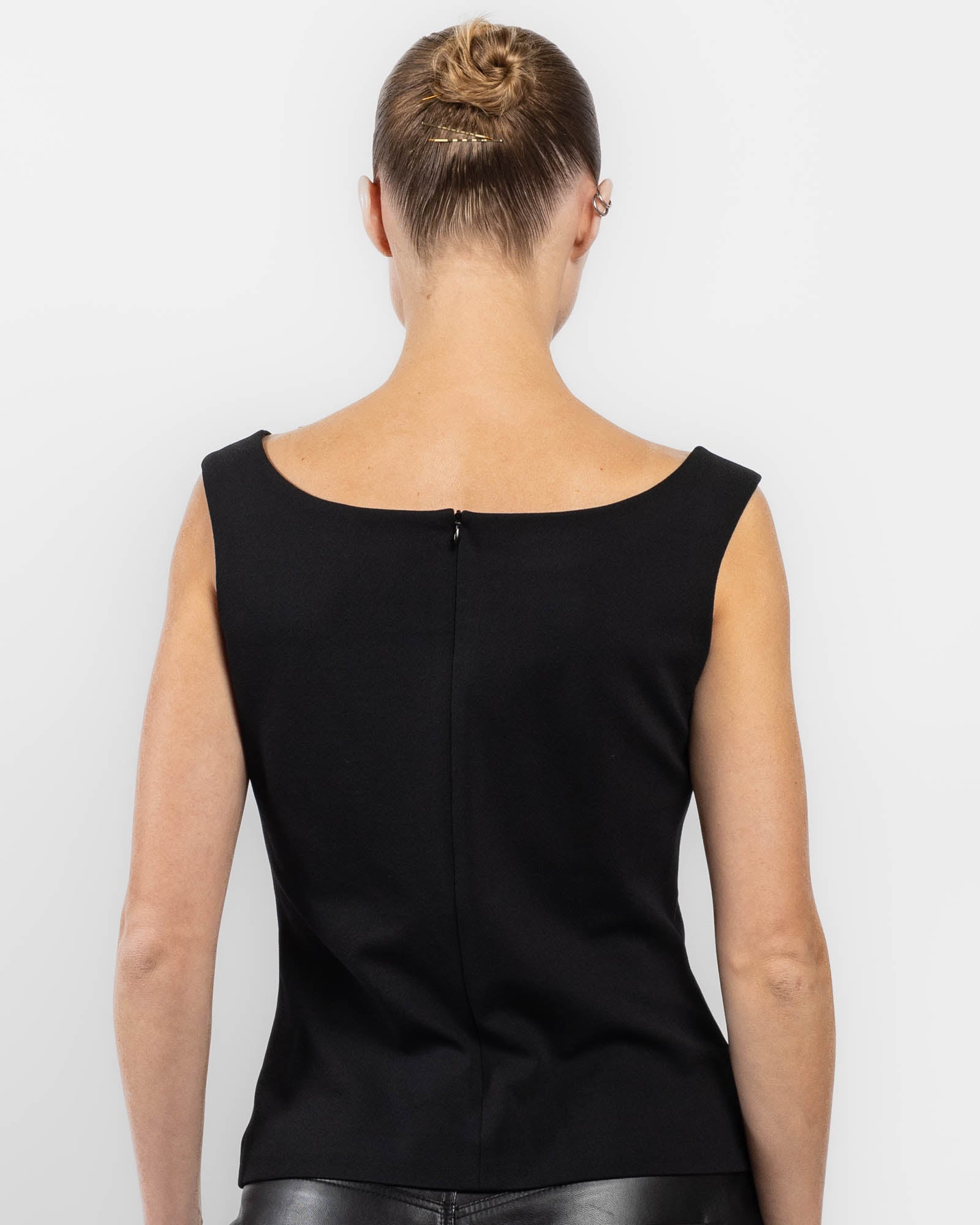 Keyhole Top