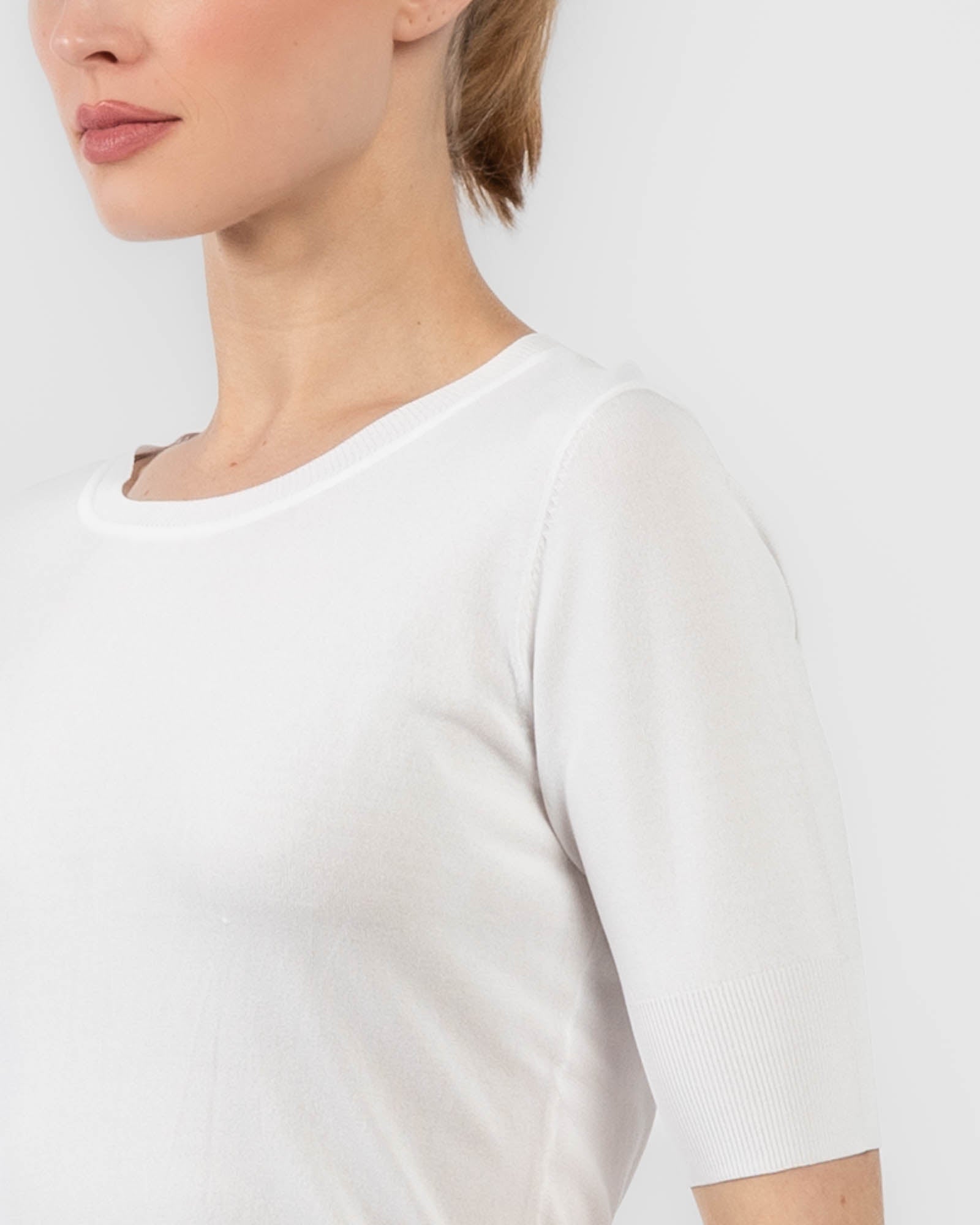 Beged Short Sleeve Top