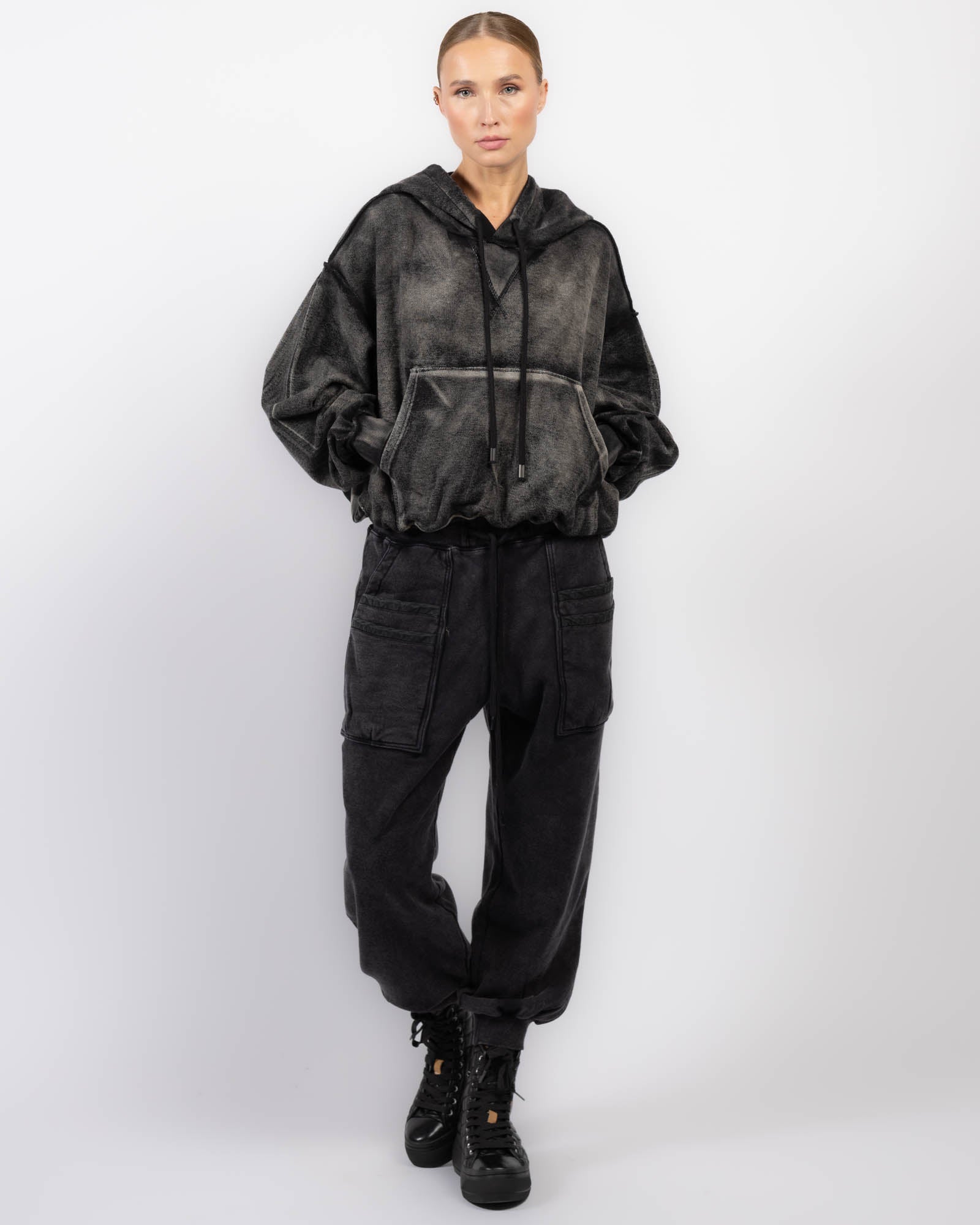 Layer Pocket Sweatpants