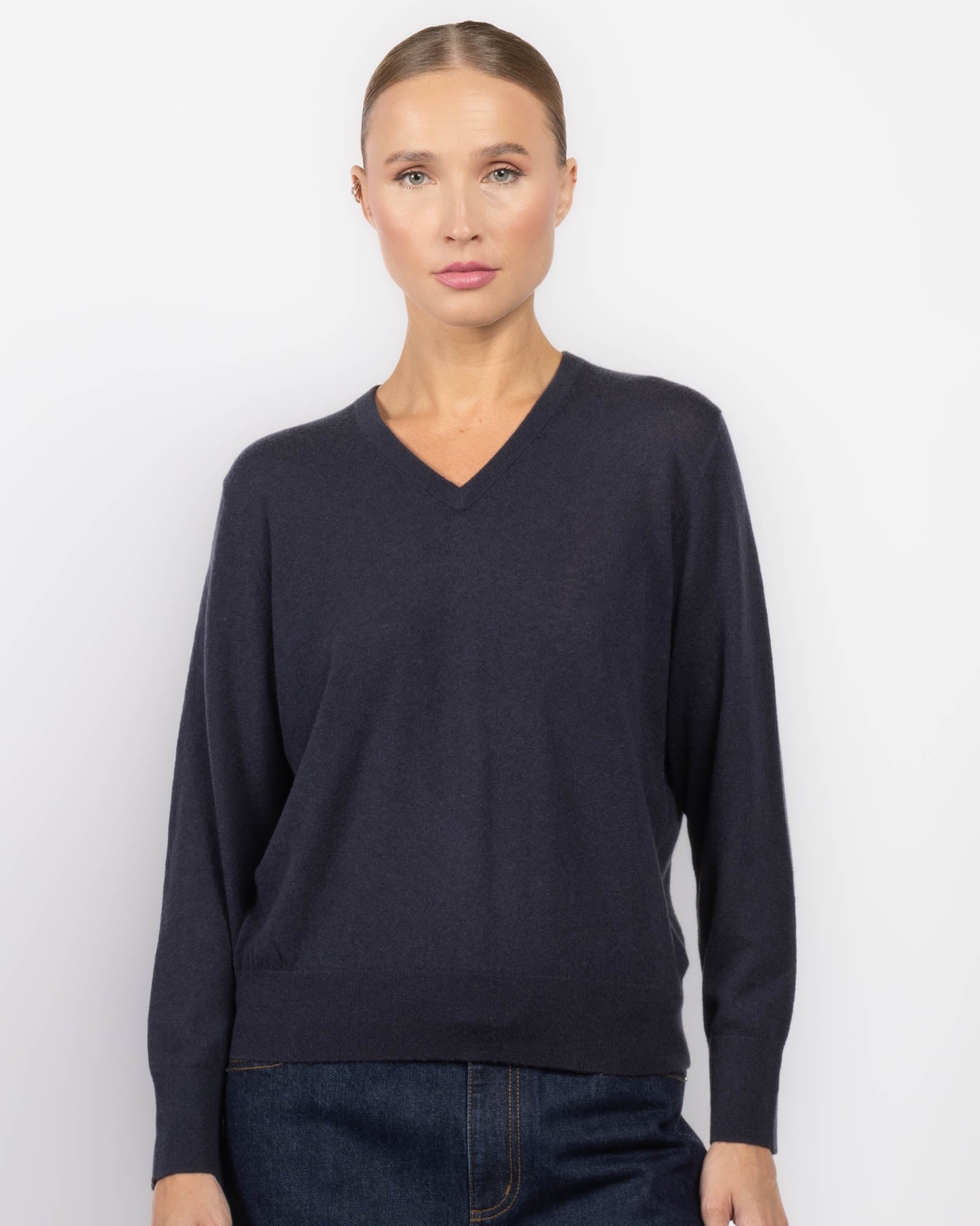 Skinline V-Neck Sweater