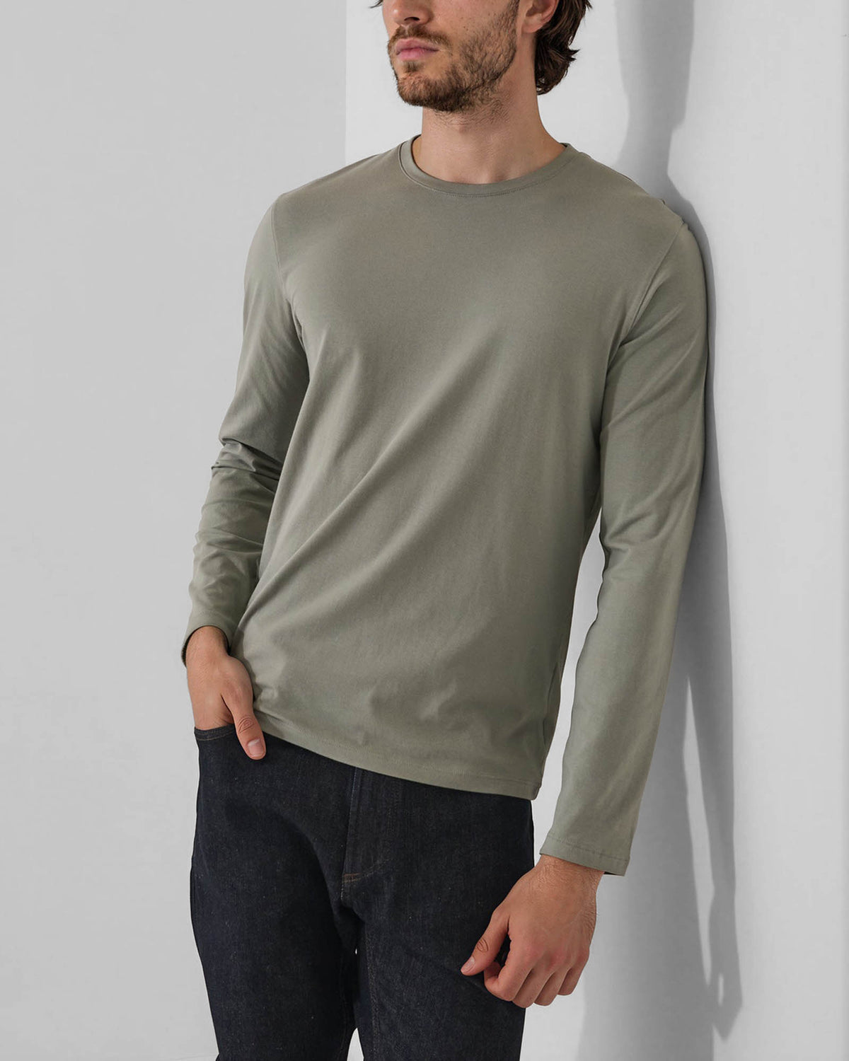 Long Sleeve Stretch Crew Neck Tee
