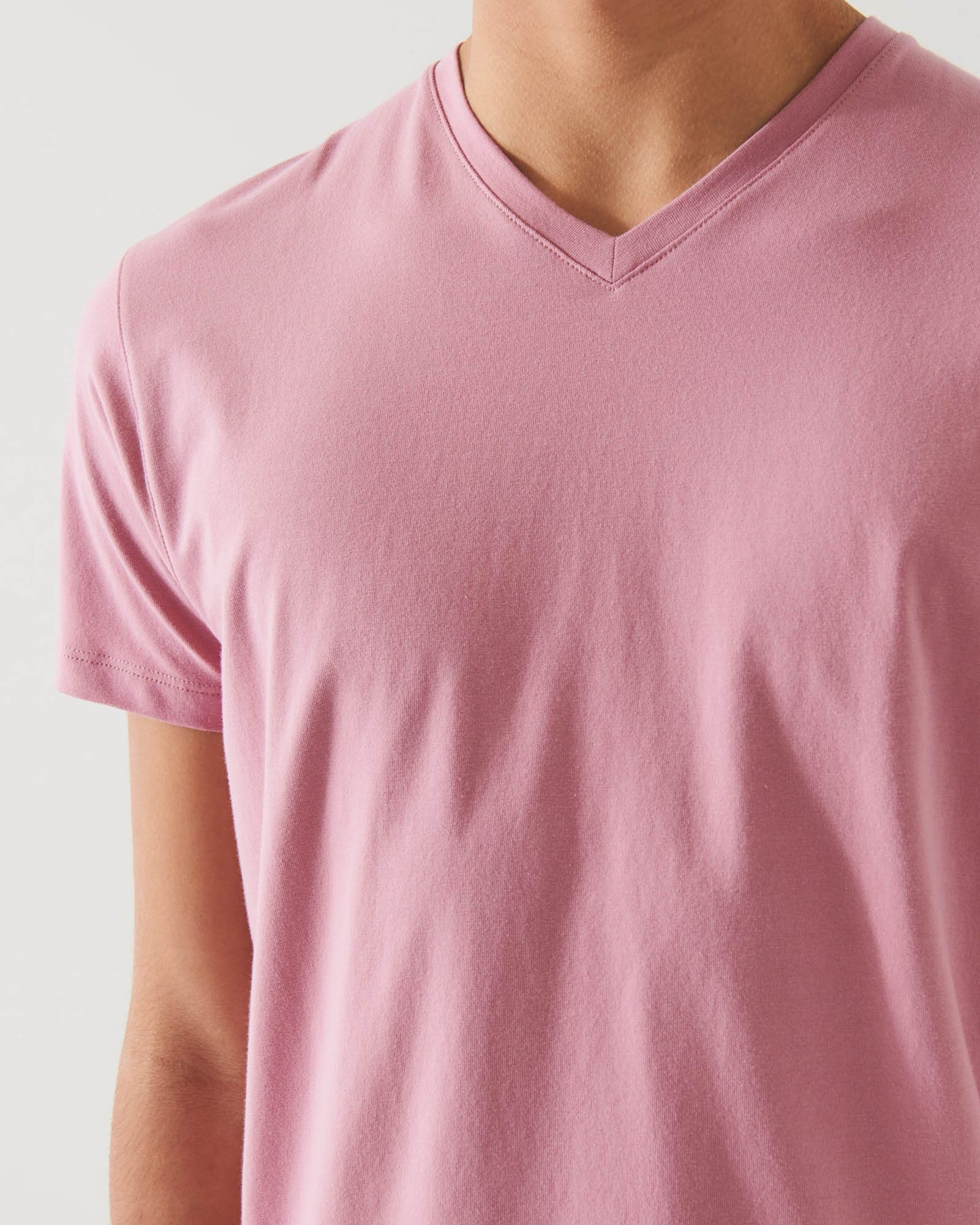 Short Sleeve V-Neck Stretch Tee