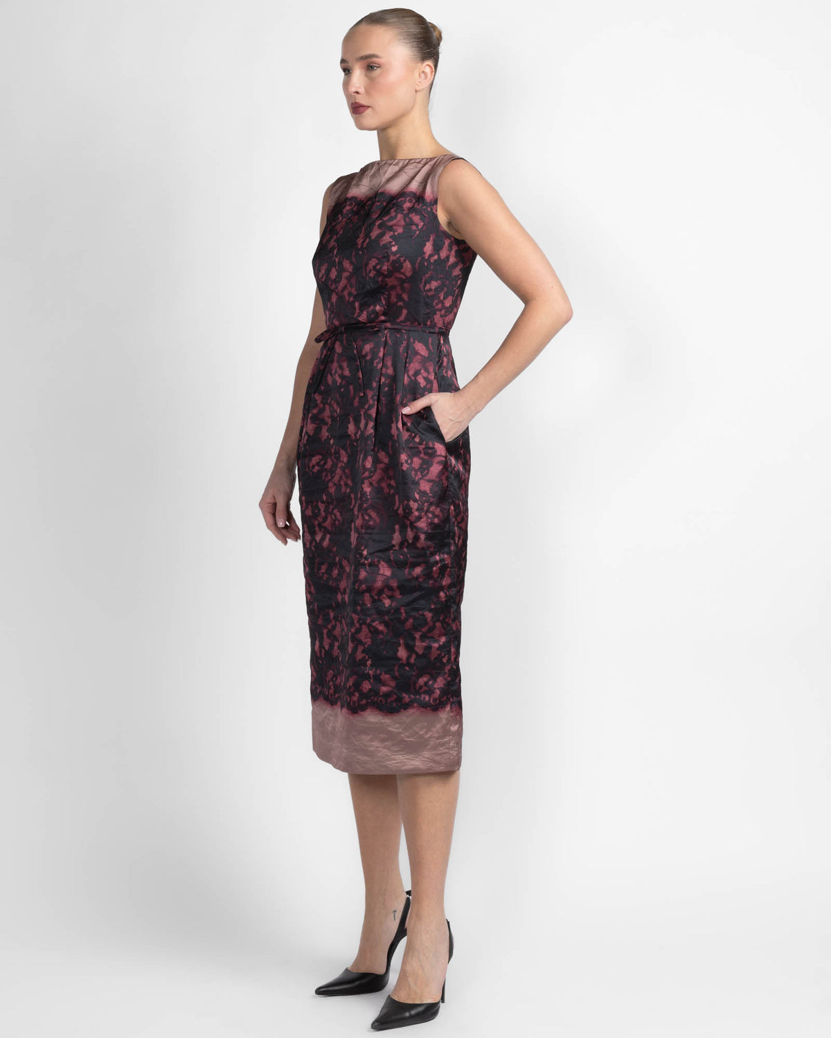 Satin Sleeveless Pencil Dress