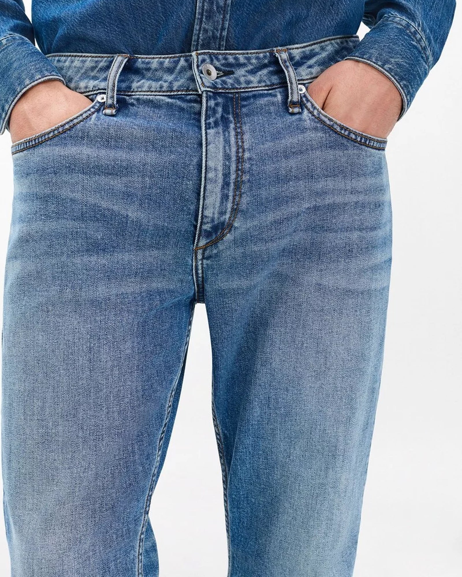 Fit 3 Authentic Jeans