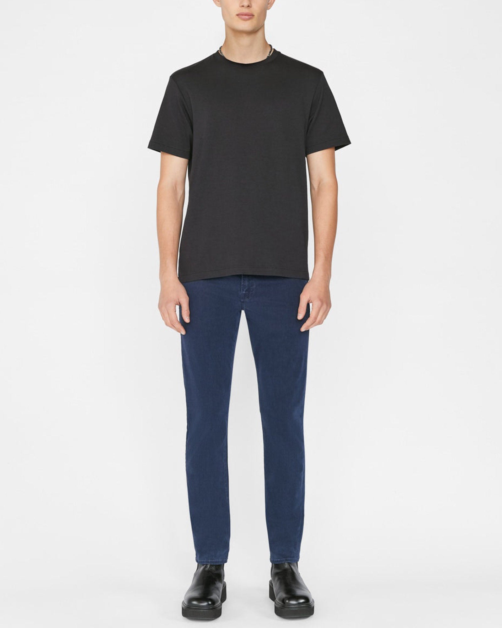 L'homme Slim Jean