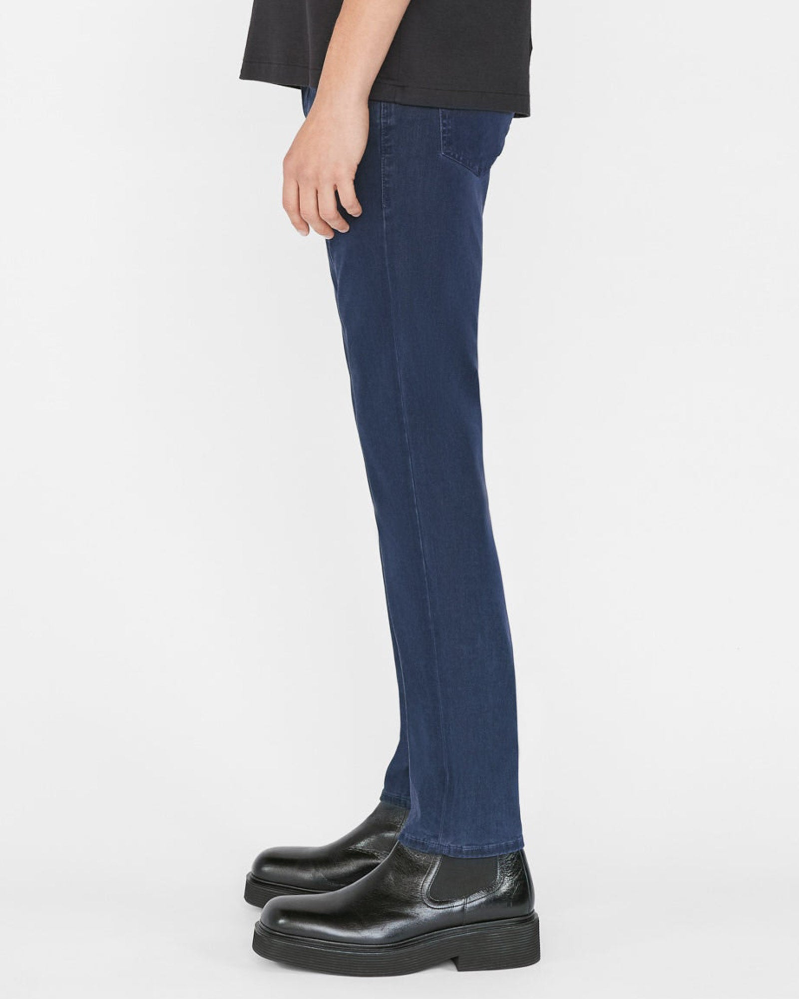 L'homme Slim Jean