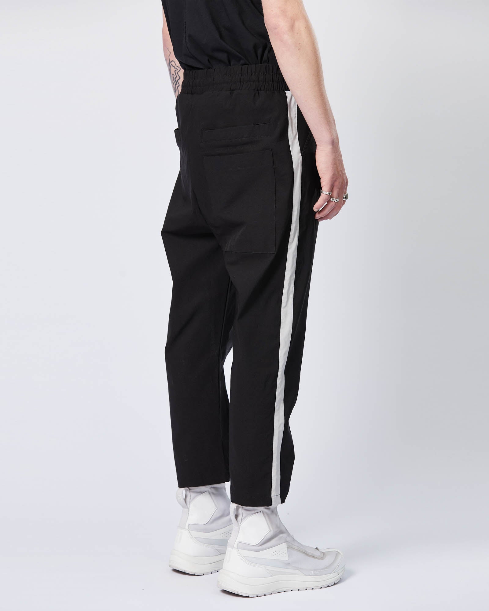 Cropped Pants