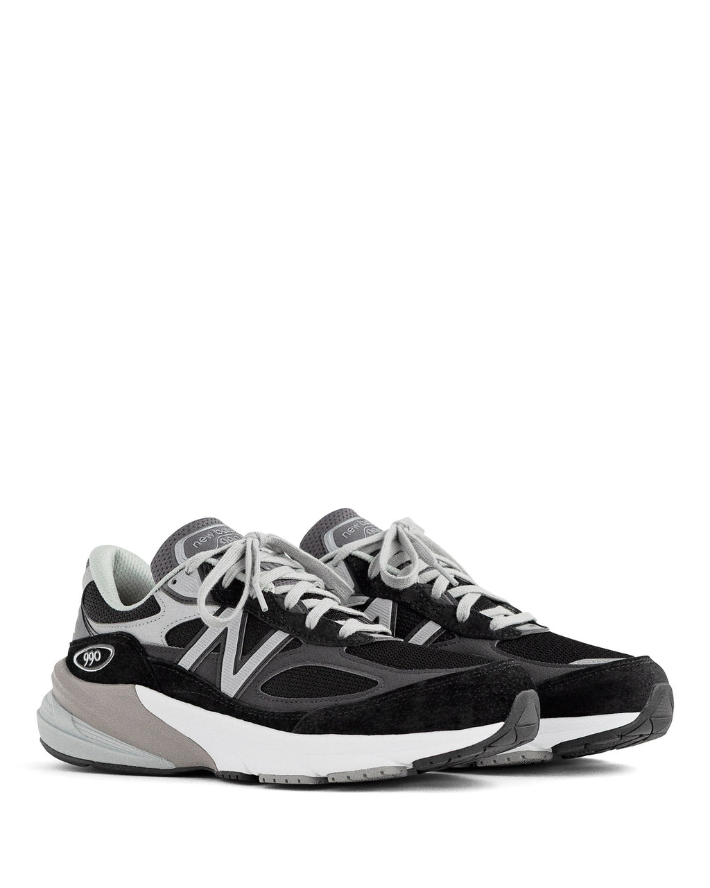 990V6 Sneakers - NEW BALANCE | Luxury Designer Fashion | tntfashion.ca