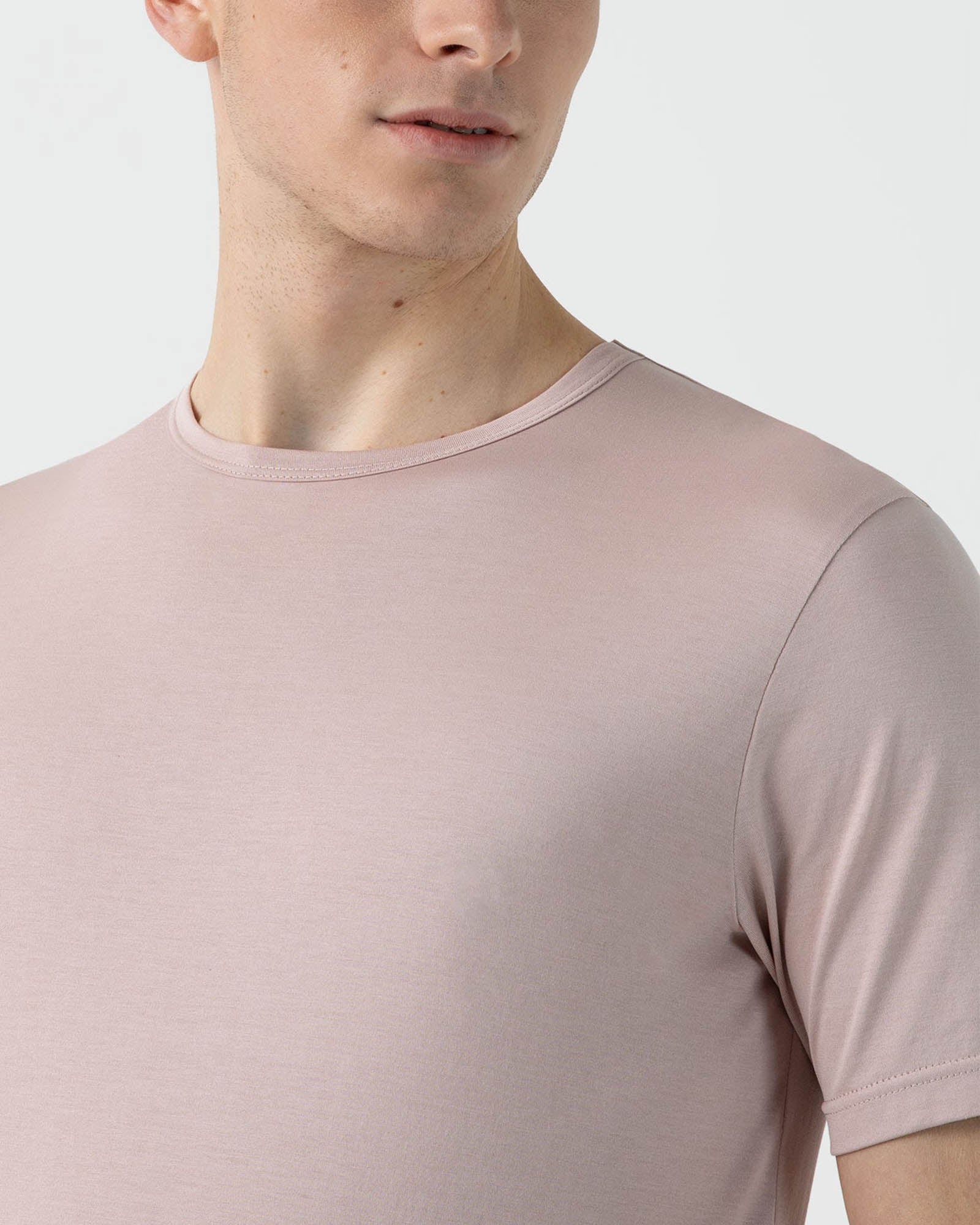 T-shirt à manches courtes et col ras du cou