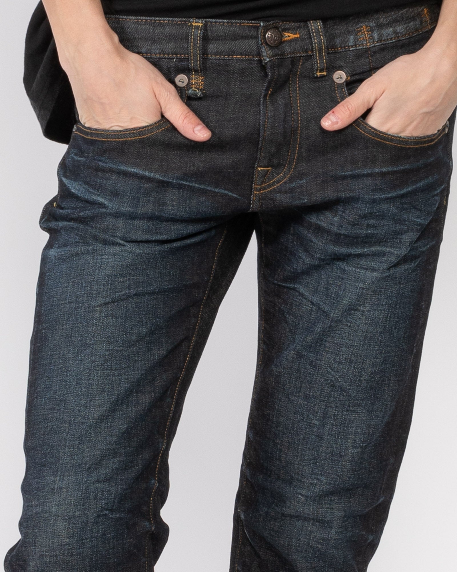 Jean droit pour garçon