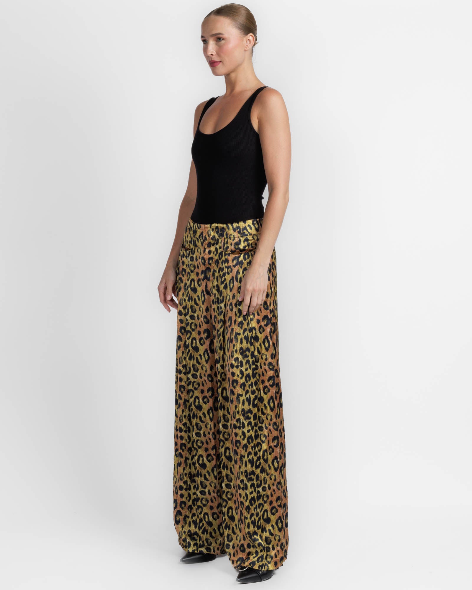 Triple Pleat Pant