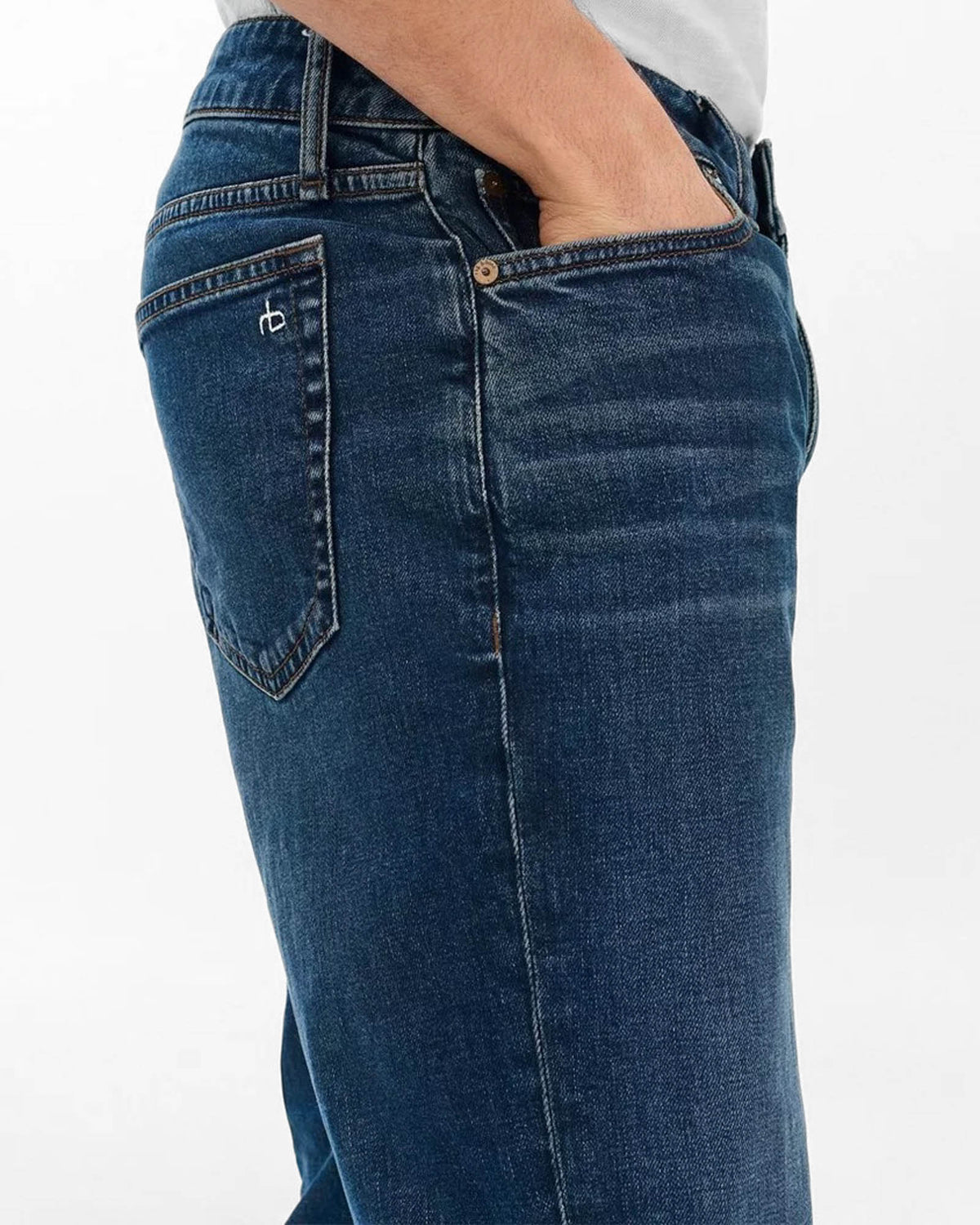 Fit 3 Authentic Jeans