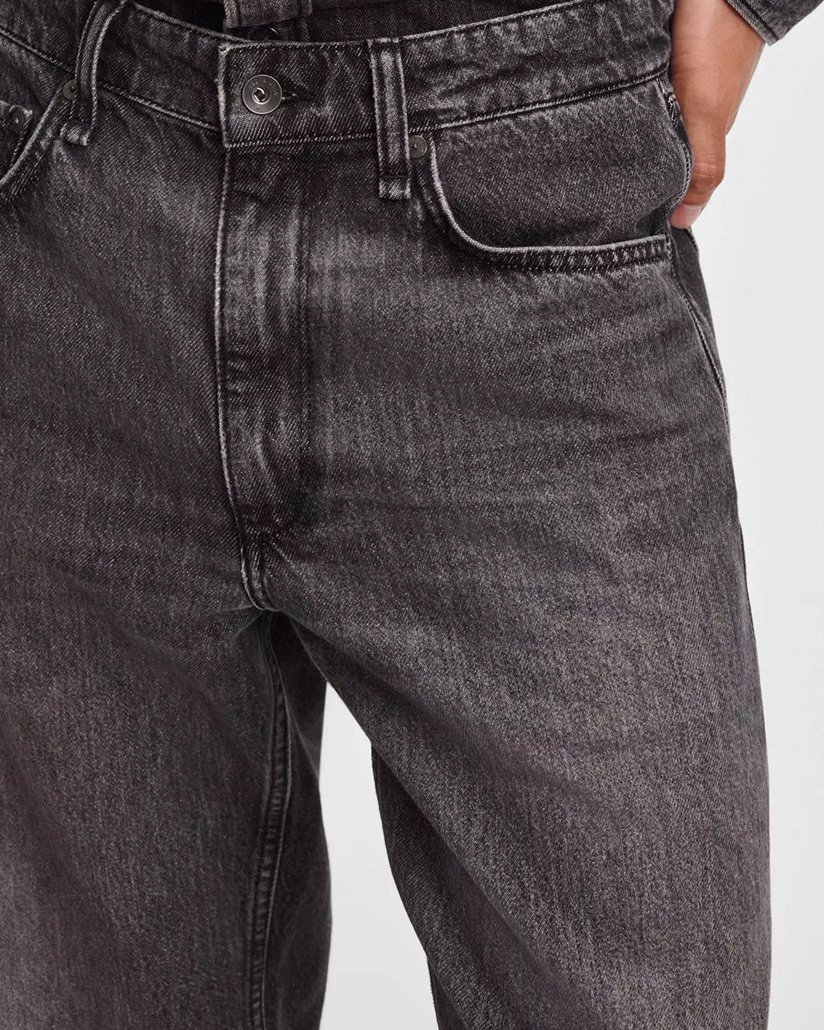 Fit 4 Authentic Jeans