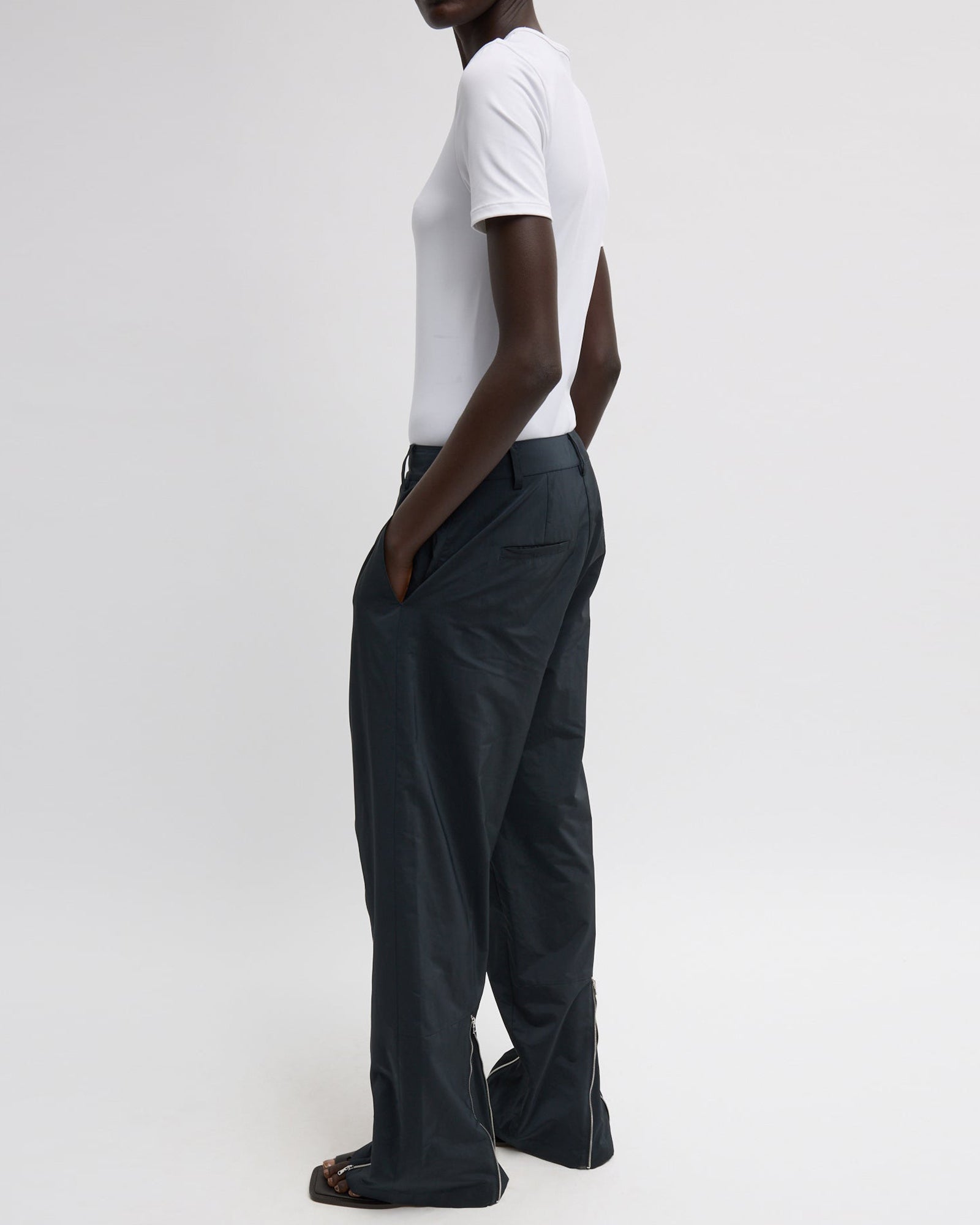 Nylon Zipper Trouser