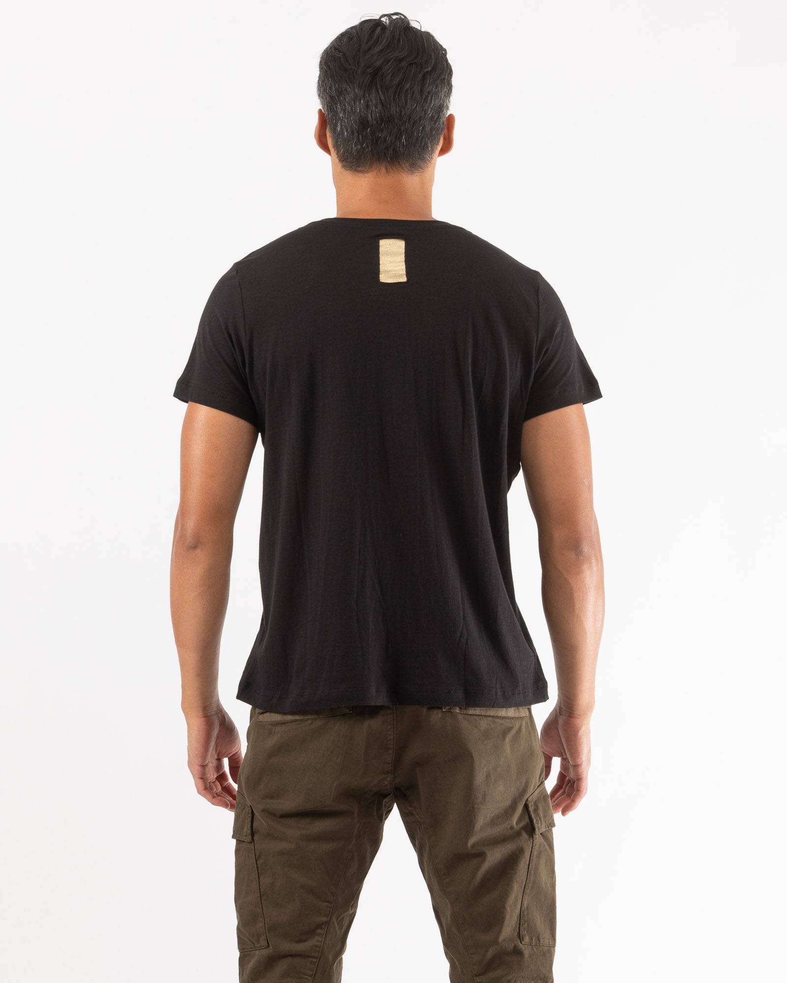 T-shirt noir et or