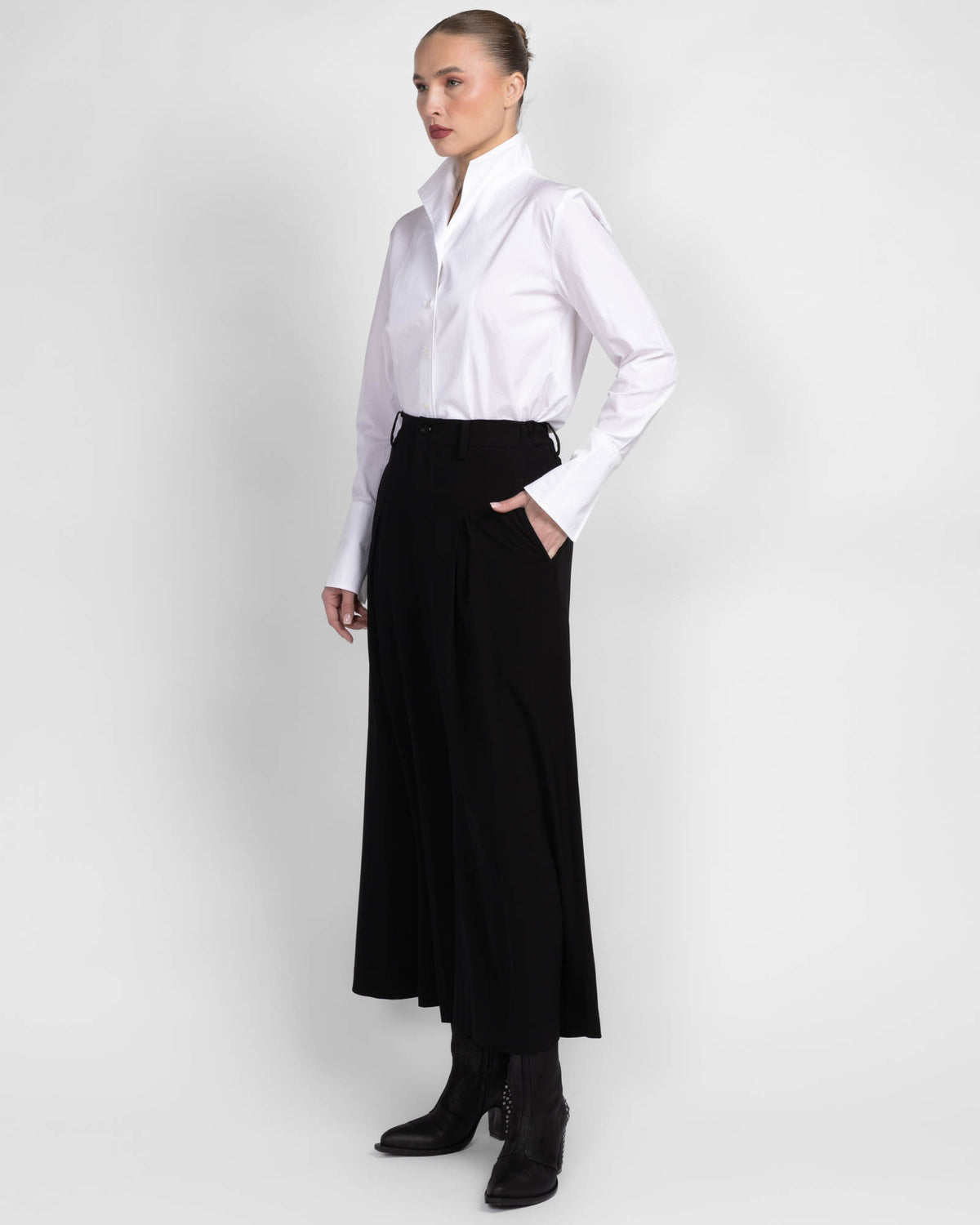 Invert Tuck Flare Pant