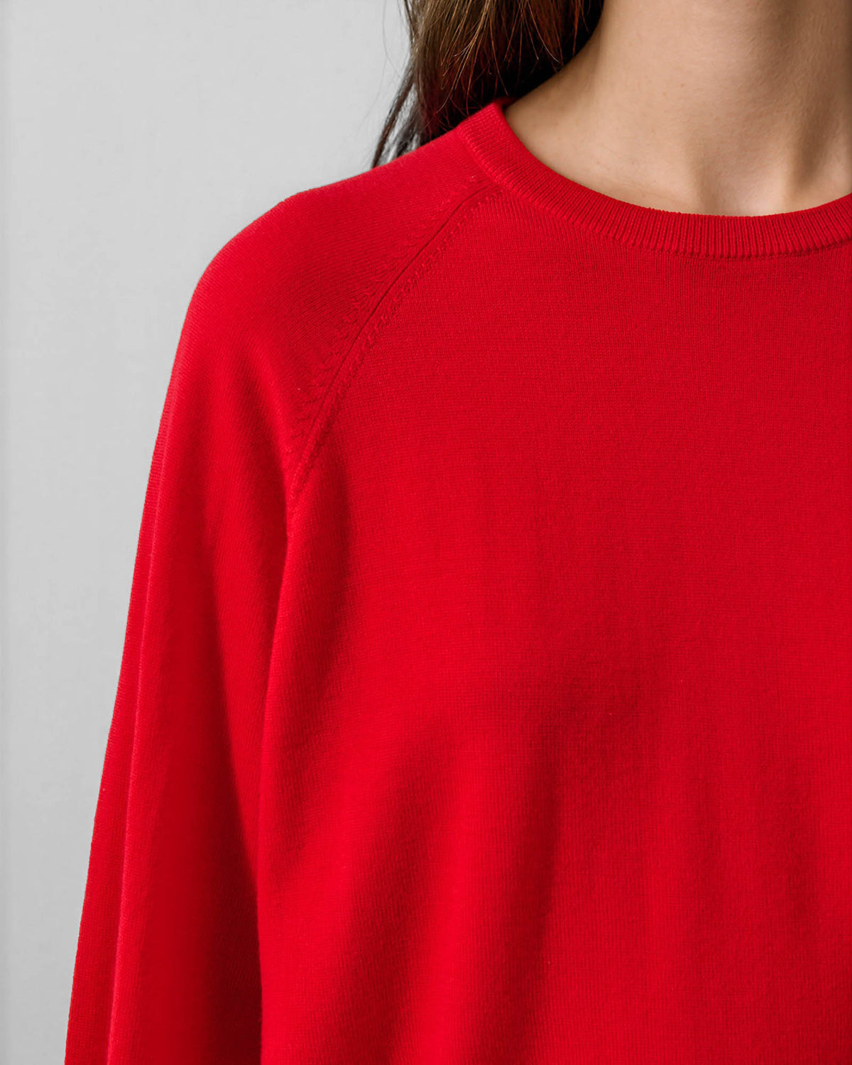 Relax Raglan Crewneck