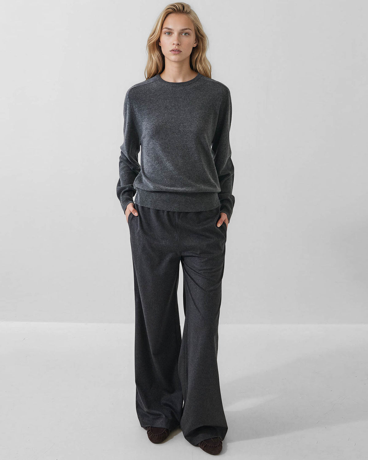 Nano Saddle Shoulder Crewneck